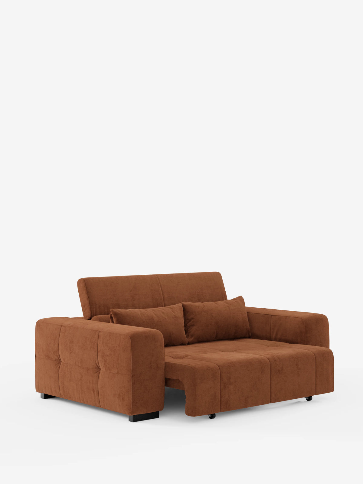 Un divano letto Monarch Divano con Relax Elettrico per l’allungamento delle sedute e poggiatesta reclinabile, di colore marrone e dal design moderno, realizzato da divitt.sbs, è esposto su uno sfondo bianco. Caratterizzato da linee pulite, questo divano letto presenta braccioli spessi, due cuscini dello schienale e una sezione inferiore estraibile che lo trasforma in un comodo letto. Il rivestimento in tessuto T31, morbido e resistente alle macchie, appare lussuoso e invitante.