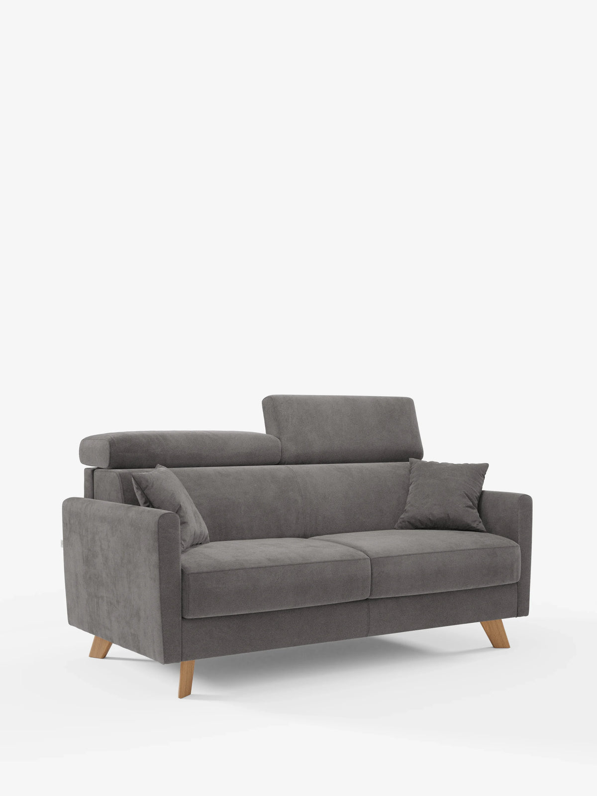 Un moderno divano letto Francy grigio con poggiatesta regolabili di divitt.sbs, dotato di due cuscini di seduta, poggiatesta regolabili, gambe angolate in legno e un cuscino grigio abbinato in elegante tessuto T30 resistente alle macchie — raffigurato su uno sfondo bianco a tinta unita.