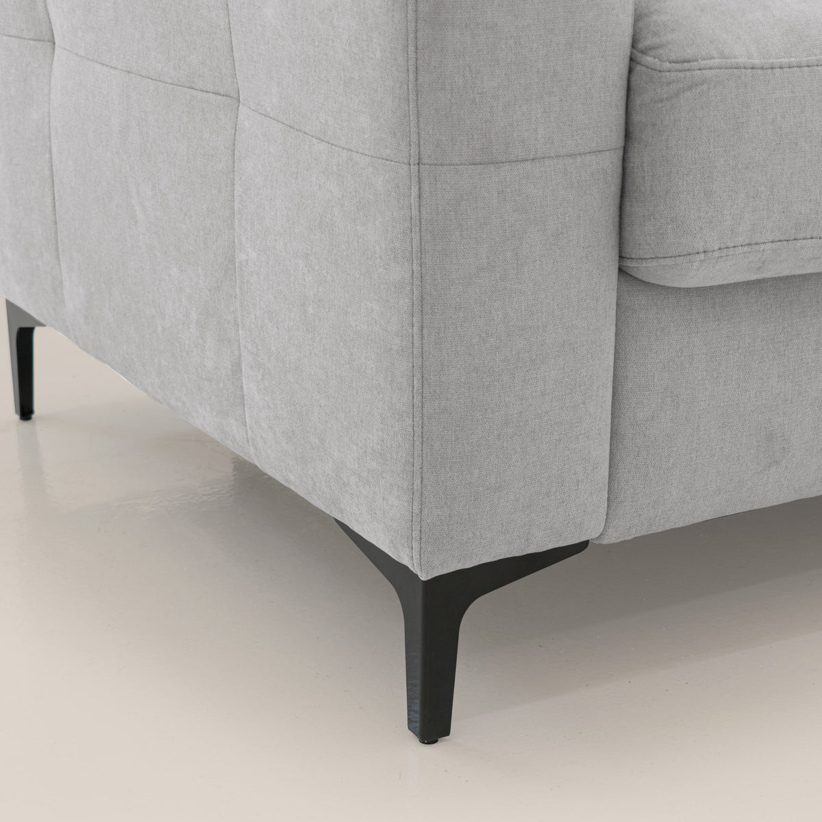 Gardenia divano letto materasso alto 18 cm con poggiatesta reclinabili e rivestimento impermeabile T02 grigio chiaro - divitt.sbs