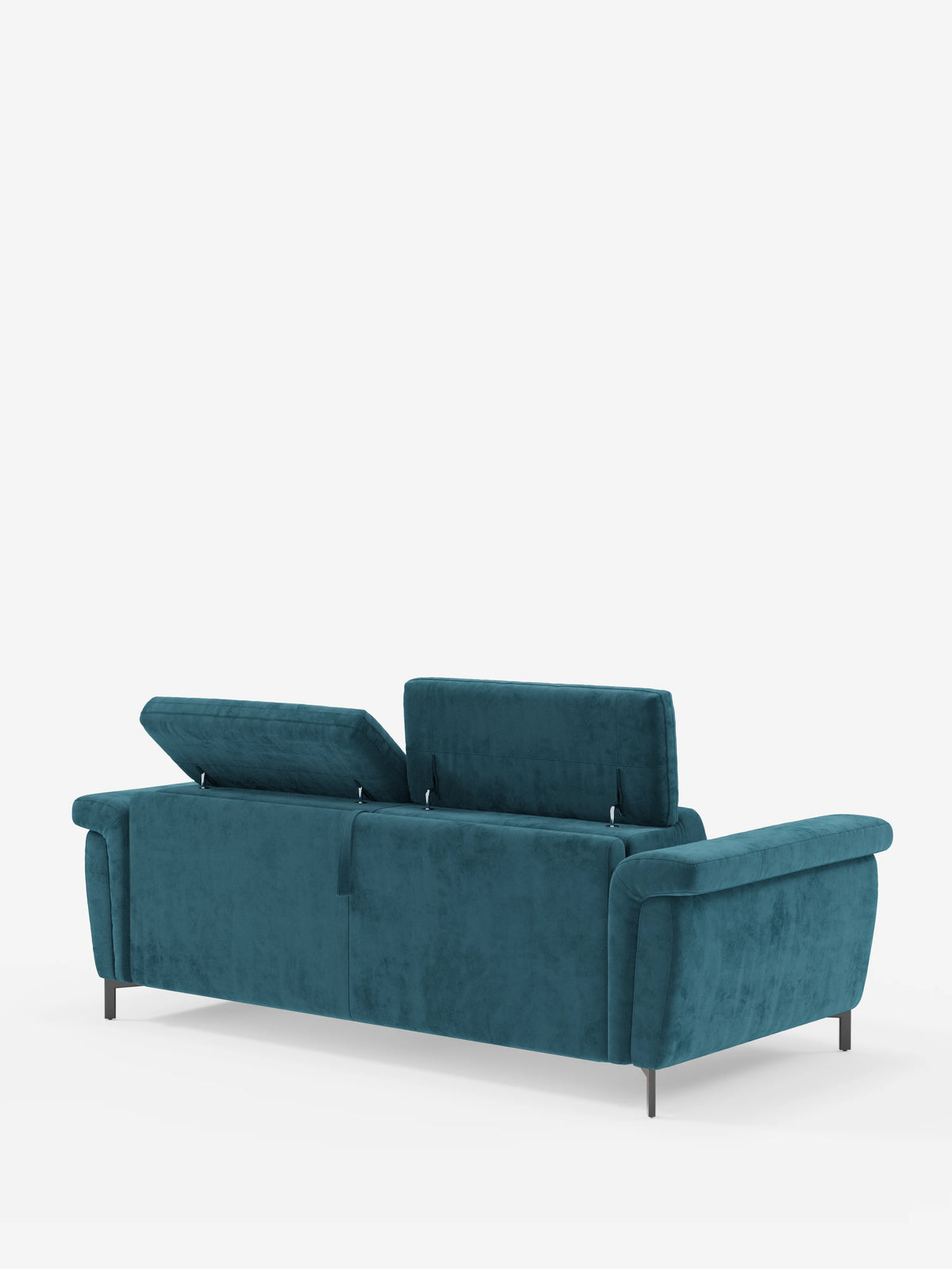 Il divano letto di design Capri di divitt.sbs, qui raffigurato nella vista posteriore in lussuoso tessuto smacchiabile color verde acqua effetto velluto T30, presenta due poggiatesta rialzati e reclinabili e uno schienale piatto. Il divano si contraddistingue per i braccioli arrotondati, i sottili piedini alti neri e una silhouette moderna e minimalista. Esposto su uno sfondo bianco a tinta unita, mette in risalto la superba manifattura italiana.
