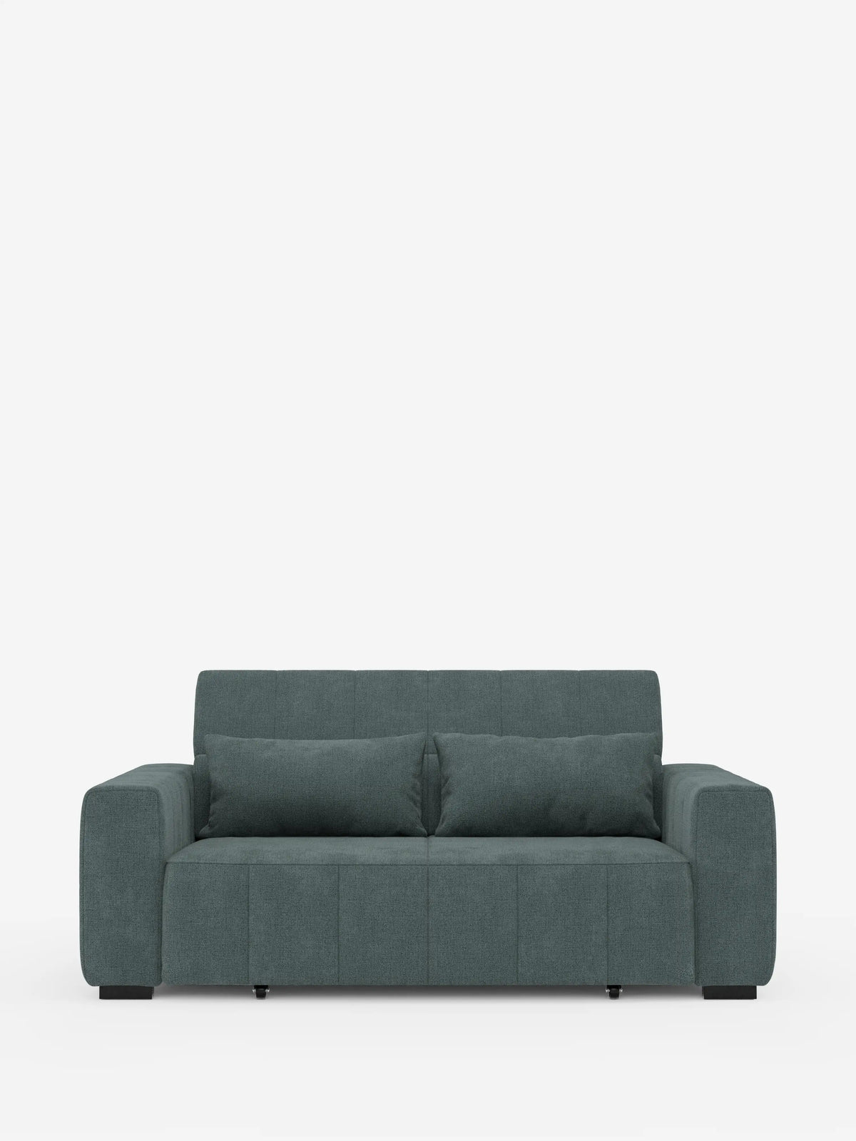 Un divano a 3 posti in stile dorico contemporaneo di divitt.sbs, rivestito in tessuto T23 color verde acqua scuro facile da pulire, caratterizzato da ampi braccioli, due cuscini rettangolari per lo schienale e linee pulite. Il design propone un'estetica minimalista con gambe corte nere ed è impreziosito da sedute estensibili elettricamente e da un poggiatesta reclinabile. È raffigurato su uno sfondo bianco a tinta unita.