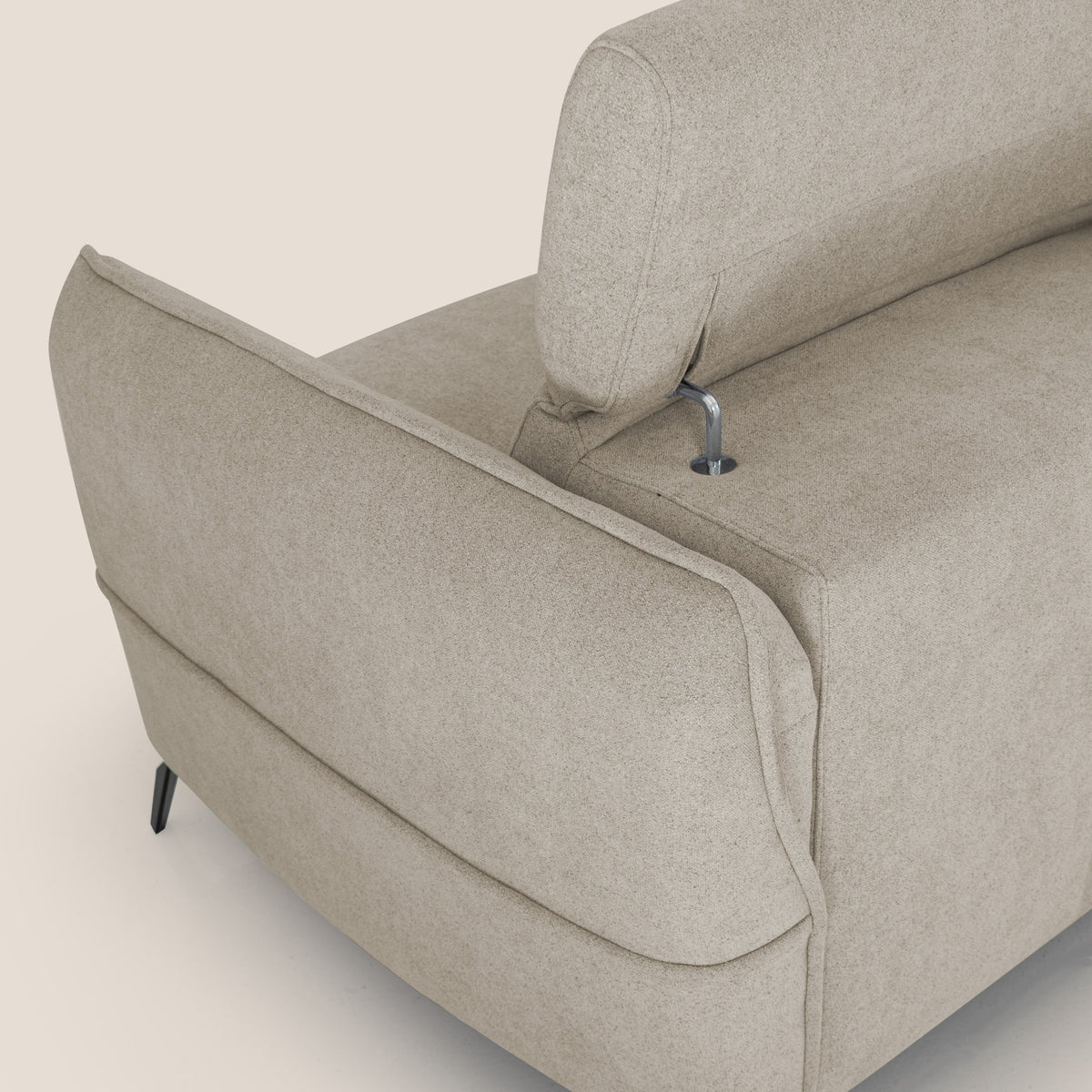Bloom Divano con poggiapiedi estraibile piedini alti e poggiatesta reclinabili in tessuto bouclé impermeabile T07 beige - divitt.sbs