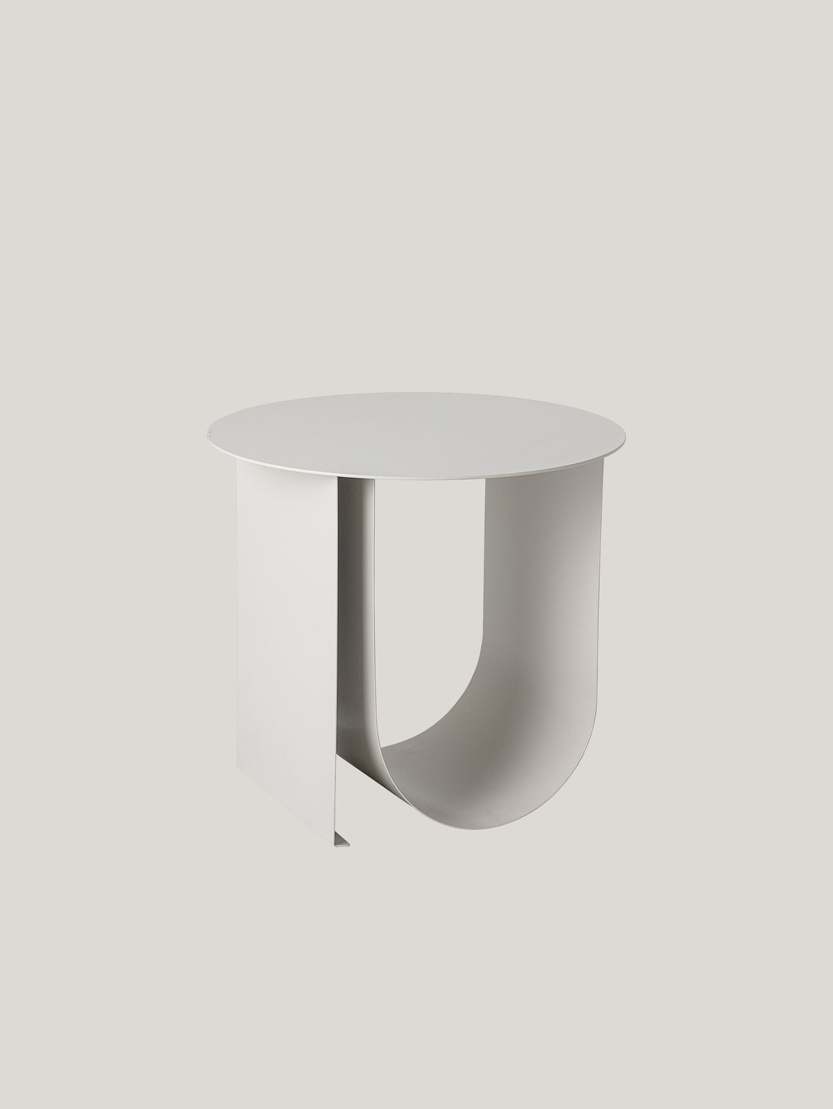 Cher tavolino scandinavo in metallo con spazio portariviste grigio chiaro - divitt.sbs