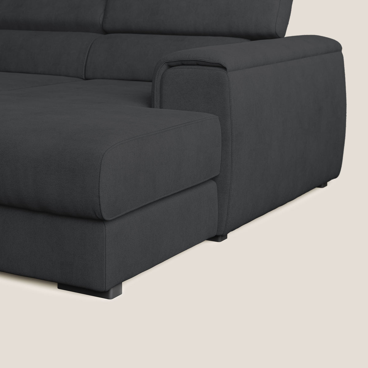 Zeno Divano angolare con pouf estraibile poggiapiedi in tessuto morbido impermeabile T02 nero - divitt.sbs