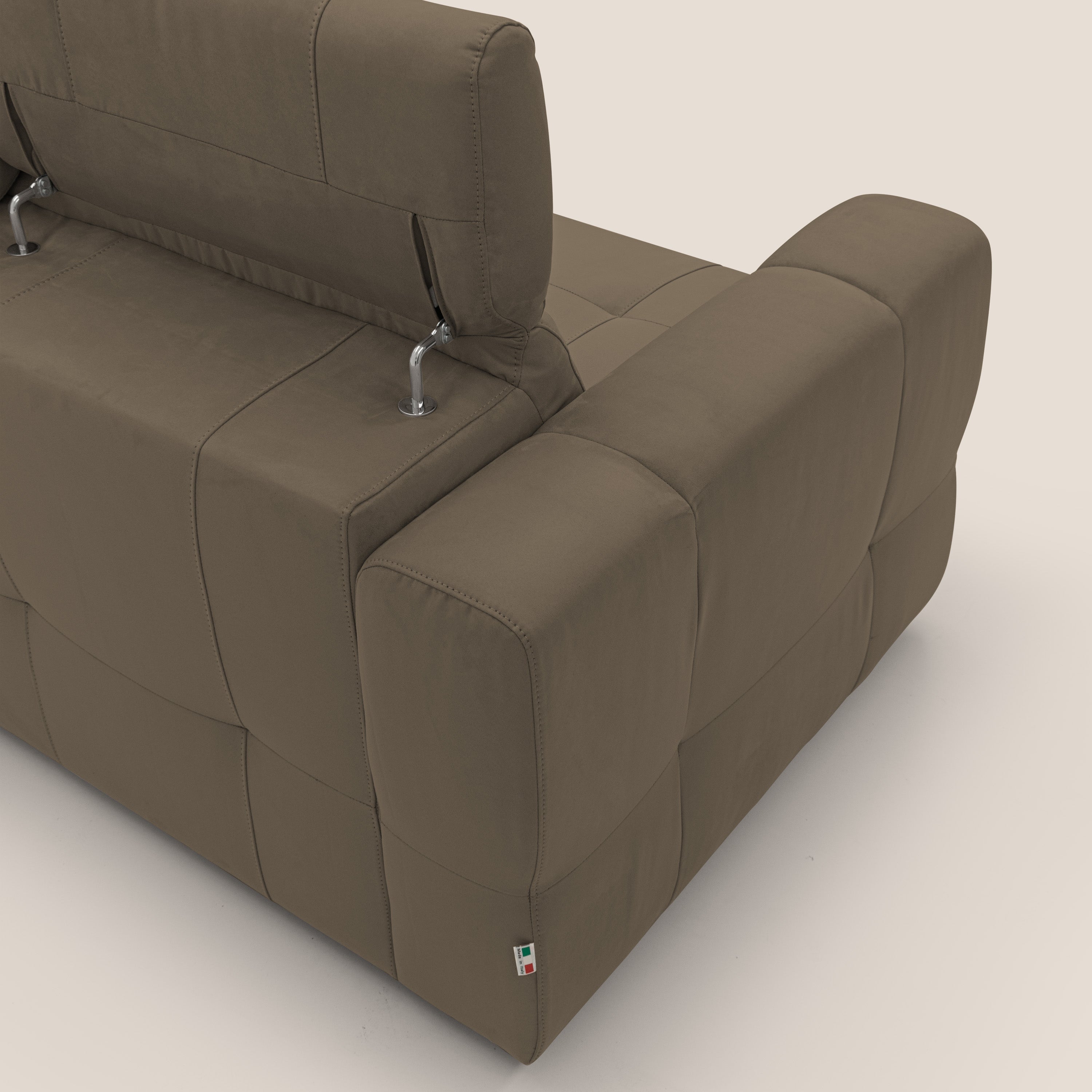 Kronos Divano angolare con pouf estraibile e penisola contenitore in microfibra impermeabile T11 marrone - divitt.sbs