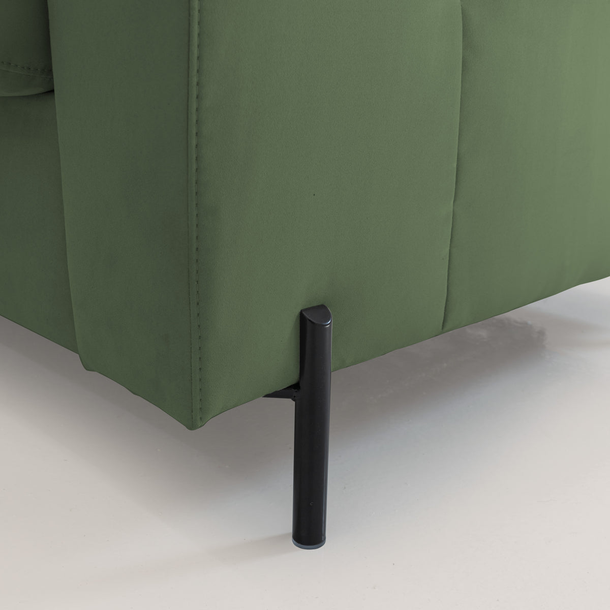 Ortensia divano letto materasso H18 cm con piedi alti in elegante microfibra smacchiabile T11 verde - divitt.sbs