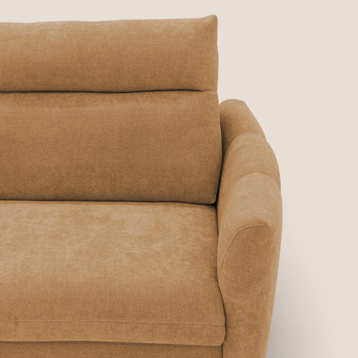 Peonia divano letto scandinavo con materasso H18 cm e morbido e alto schienale in tessuto Bouclé impermeabile T07 arancio - divitt.sbs