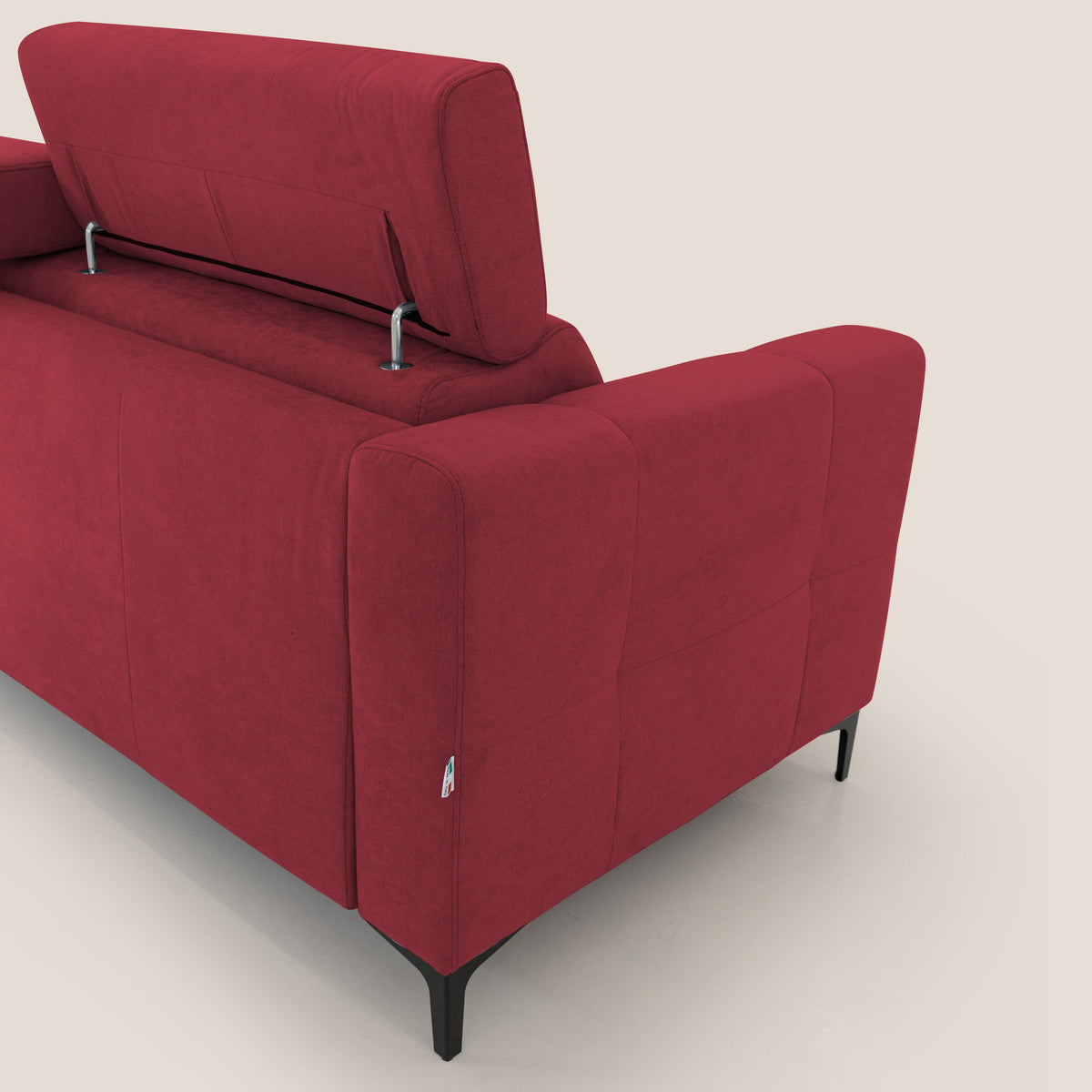 Gardenia divano letto materasso alto 18 cm con poggiatesta reclinabili e rivestimento impermeabile T02 rosso - divitt.sbs