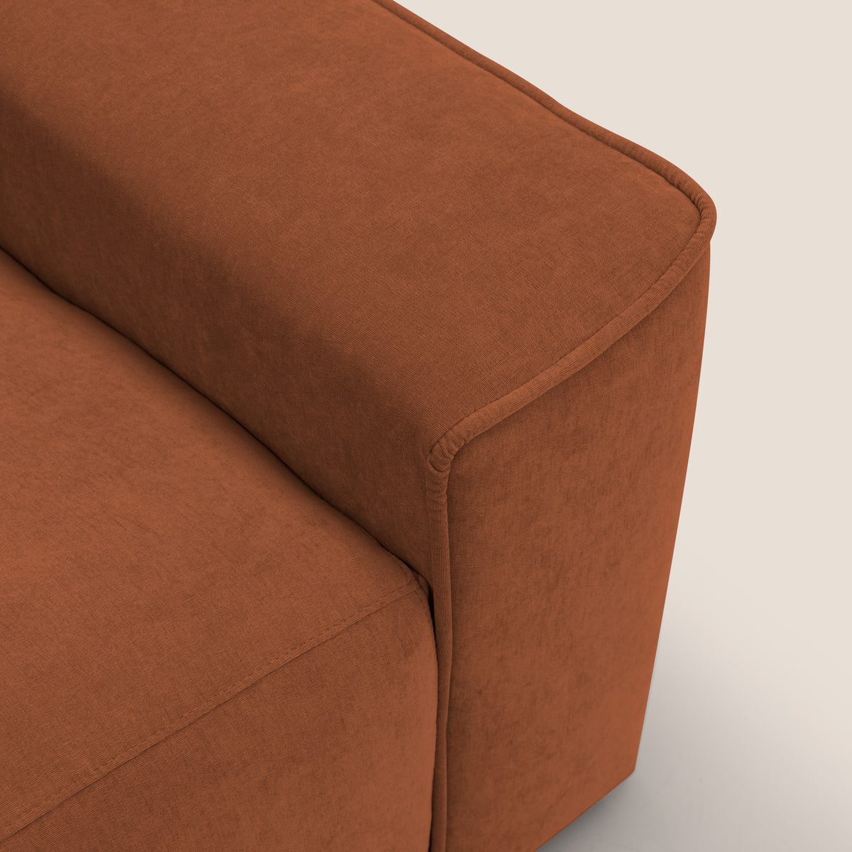 Clark Divano angolare con opzione relax elettrico in tessuto smacchiabile impermeabile T17 arancio - divitt.sbs