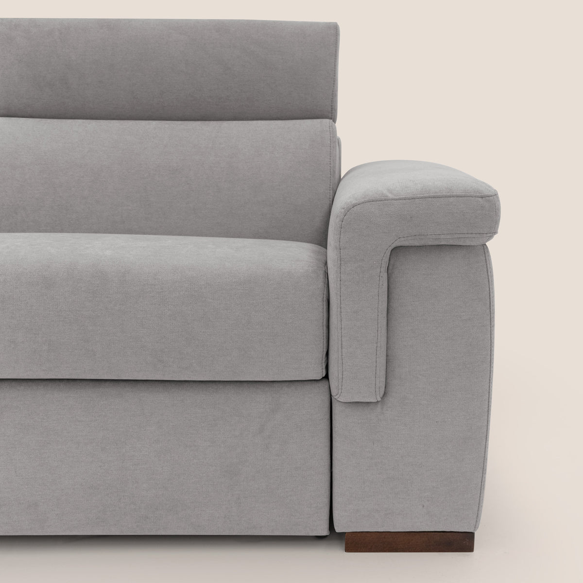 Giunone divano letto con materasso alto 18 cm e poggiatesta reclinabili in tessuto impermeabile T02 grigio chiaro - divitt.sbs