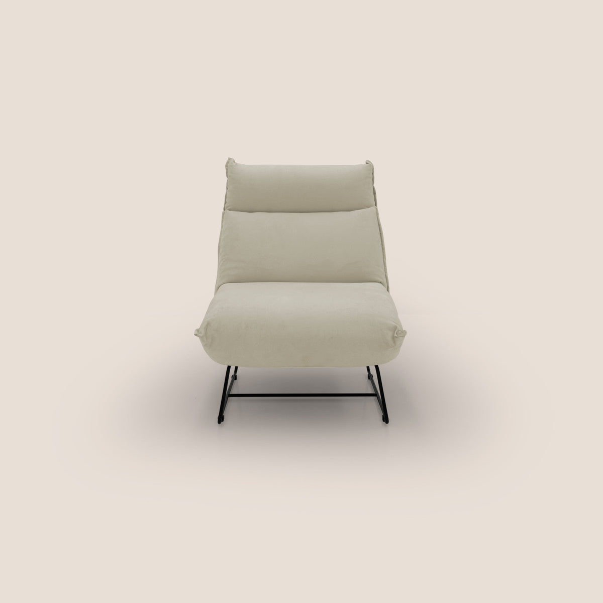 Tessa Poltroncina dal design moderno in morbida microfibra smacchiabile T11 panna - divitt.sbs