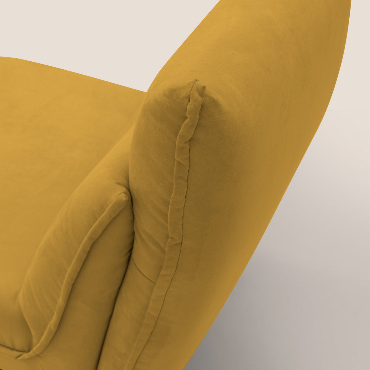Tessa Poltroncina dal design moderno in morbida microfibra smacchiabile T11 giallo - divitt.sbs