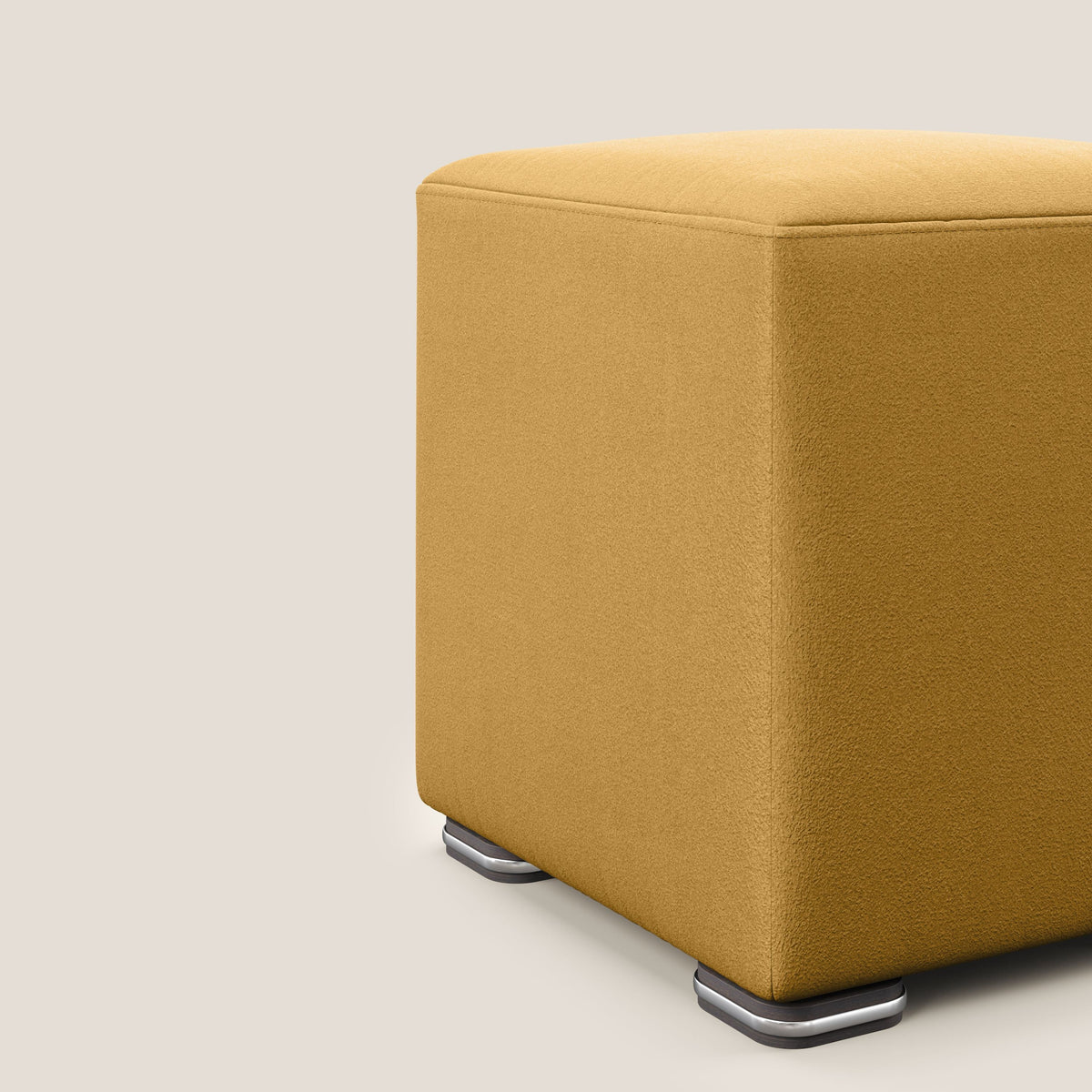 Cube pouf in microfibra smacchiabile T11 giallo - divitt.sbs