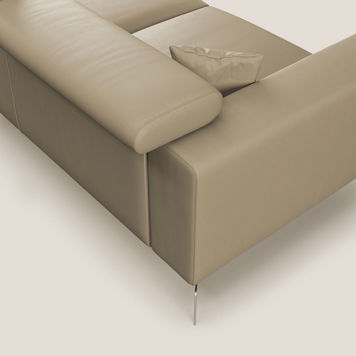 Blade Divano moderno angolare con poggiatesta reclinabili in Ecopelle T04 beige - divitt.sbs