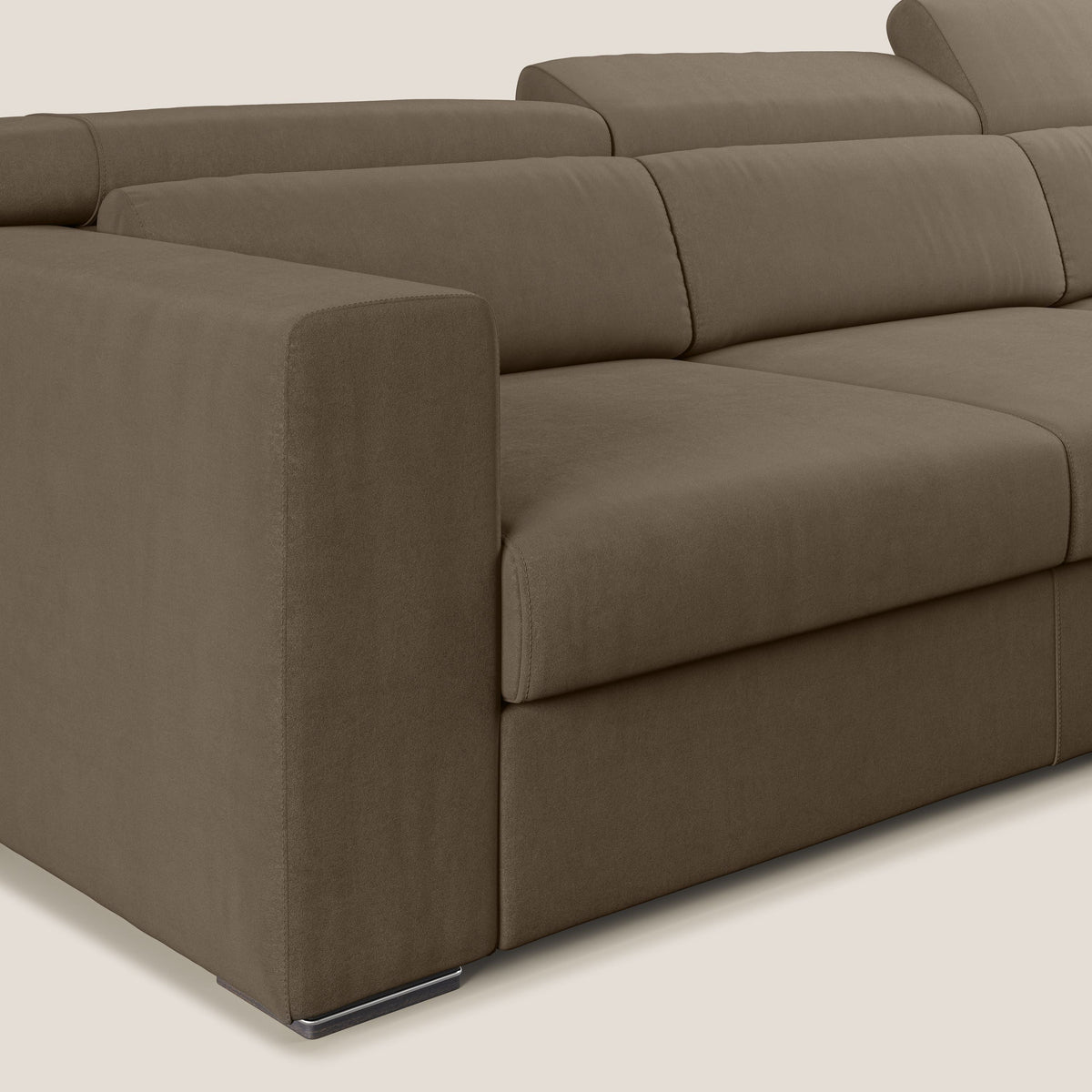 Vegas divano angolare con poggiatesta reclinabili in microfibra impermeabile T11 marrone - divitt.sbs