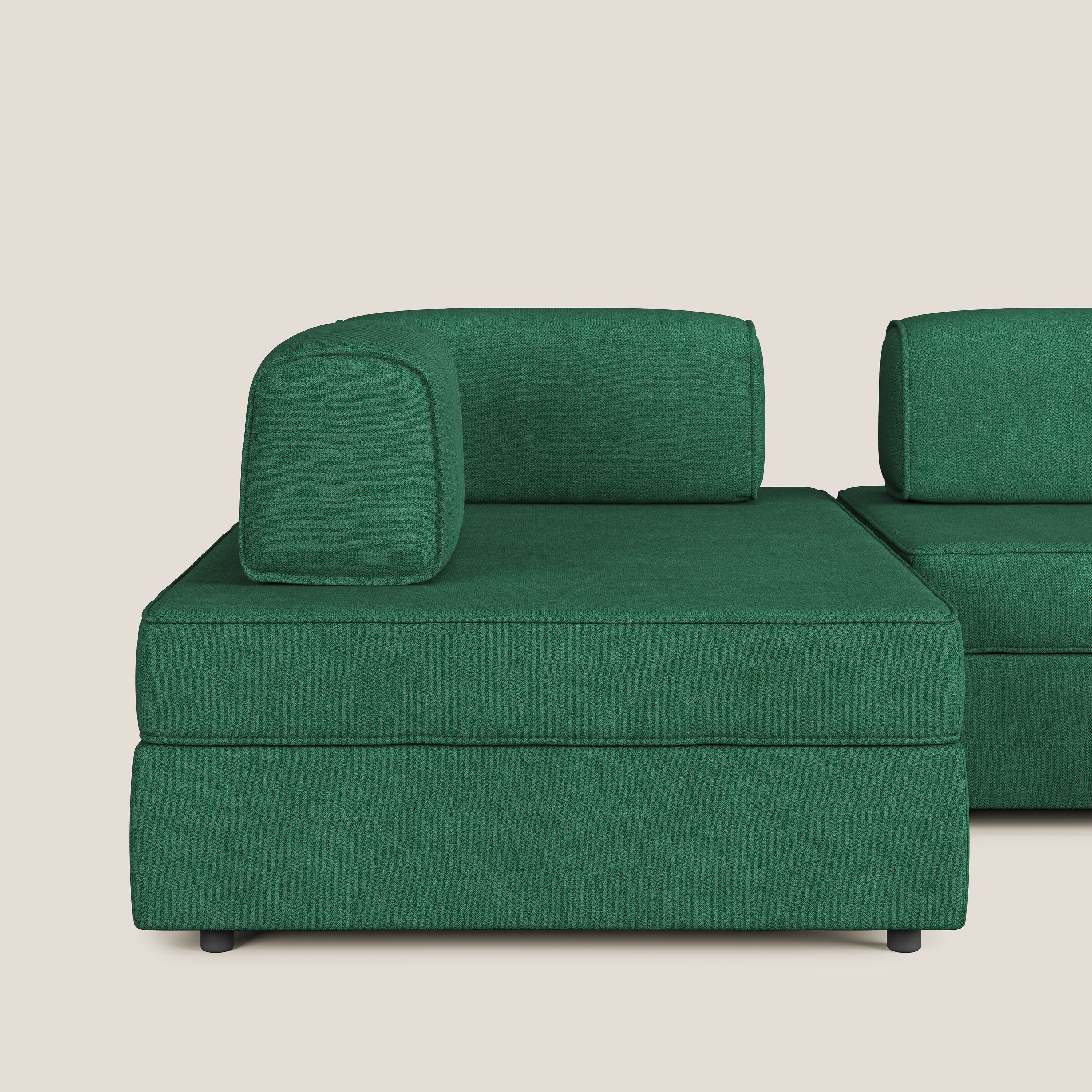 Liberty divano panoramico con pouf estraibile e schienali movibili in tessuto morbido impermeabile T02 verde - divitt.sbs
