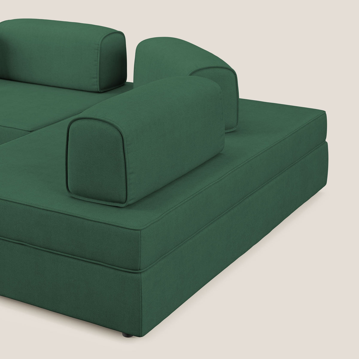 Liberty divano angolare con pouf estraibile e schienali movibili in tessuto morbido impermeabile T02 verde - divitt.sbs