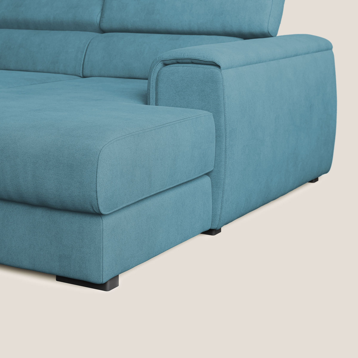 Zeno Divano angolare con pouf estraibile poggiapiedi in tessuto morbido impermeabile T02 azzurro - divitt.sbs