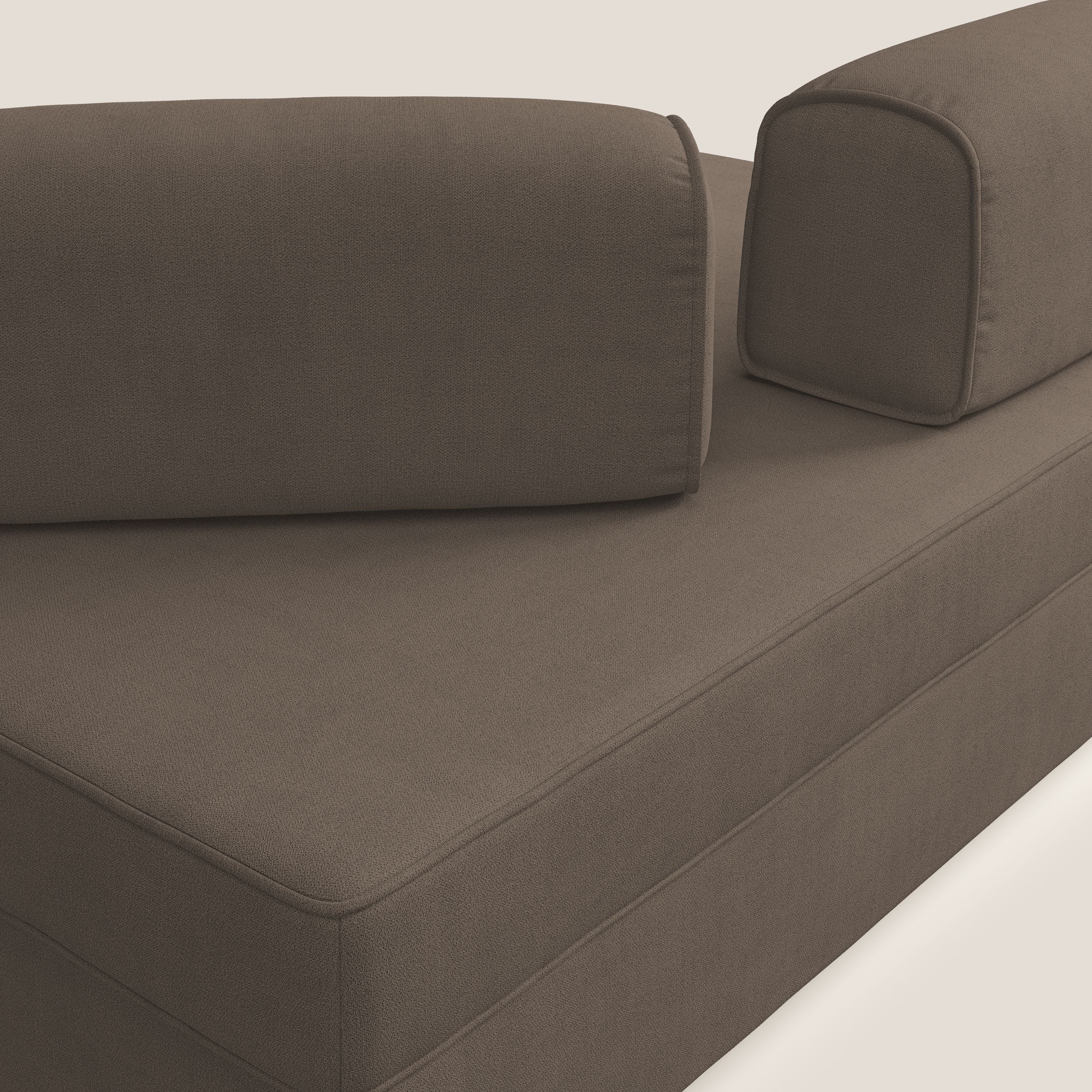 Liberty divano con pouf estraibile e schienali movibili in tessuto morbido impermeabile T02 marrone - divitt.sbs