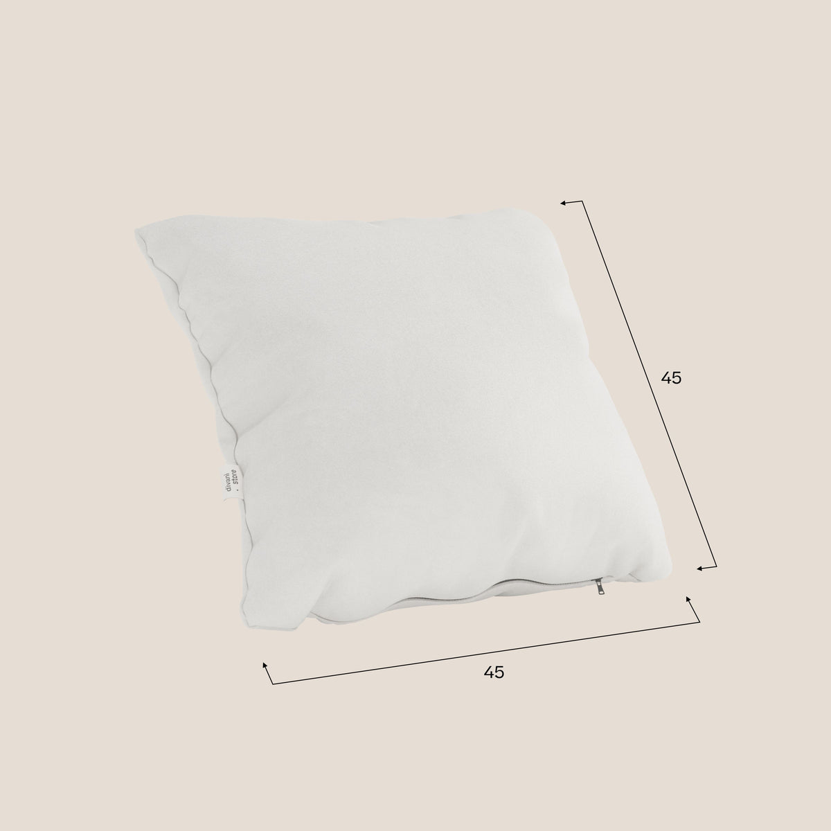 Il cuscino Lyon di divitt.sbs, presentato in tessuto impermeabile T06 blu, è un morbido cuscino quadrato (45x45 cm) con fodera lavabile e etichetta con cerniera a vista, esposto su uno sfondo beige chiaro.