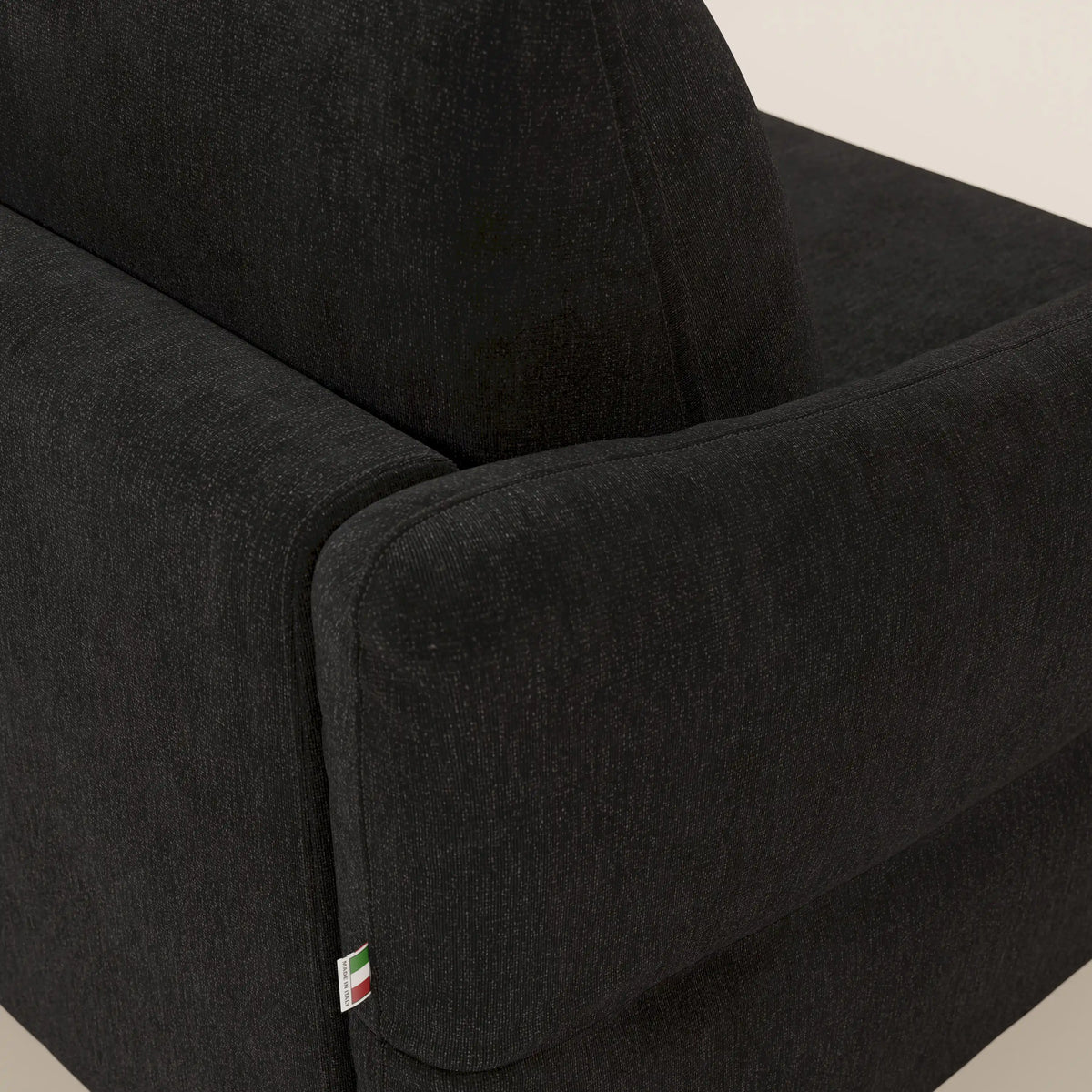 Dalia divano letto angolare con materasso alto 18 cm piedini alti e penisola contenitore in tessuto smacchiabile T17 nero - divitt.sbs