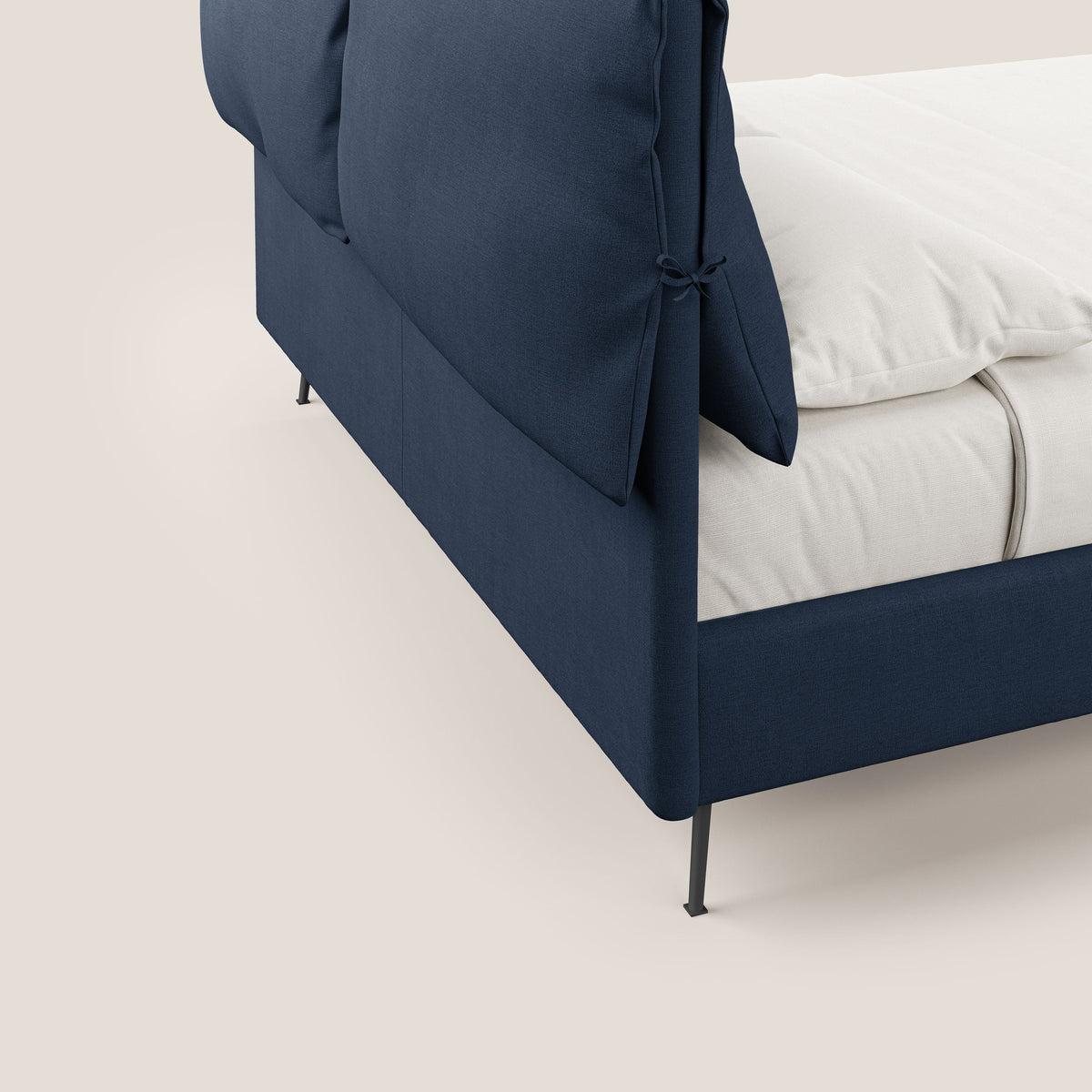 Artemisia letto imbottito con piedini alti sfoderabile in tessuto smacchiabile T17 blu - divitt.sbs