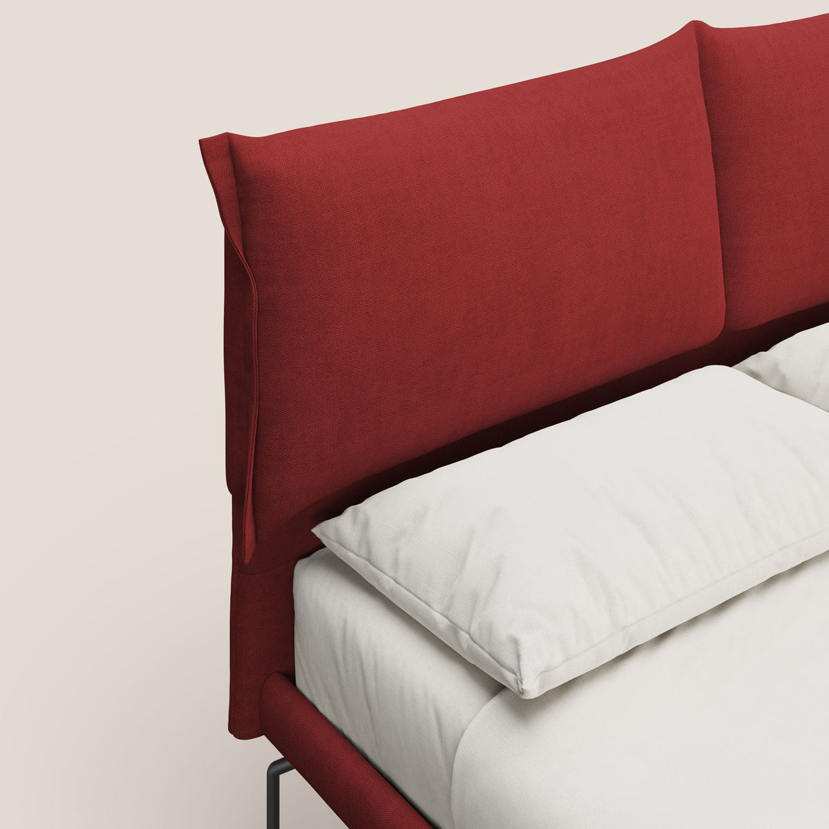 Bice letto imbottito con cuscini e piedi alti in metallo in tessuto impermeabile T02 rosso - divitt.sbs