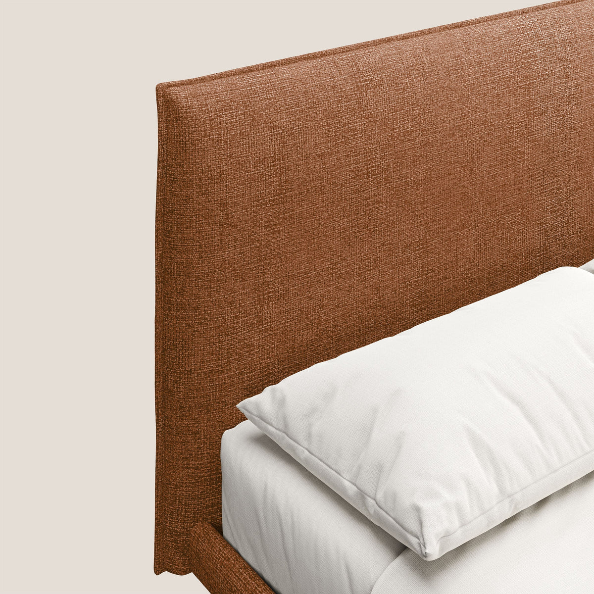 Theo letto imbottito moderno sfoderabile con piedi alti in metallo in tessuto impermeabile T10 arancio - divitt.sbs
