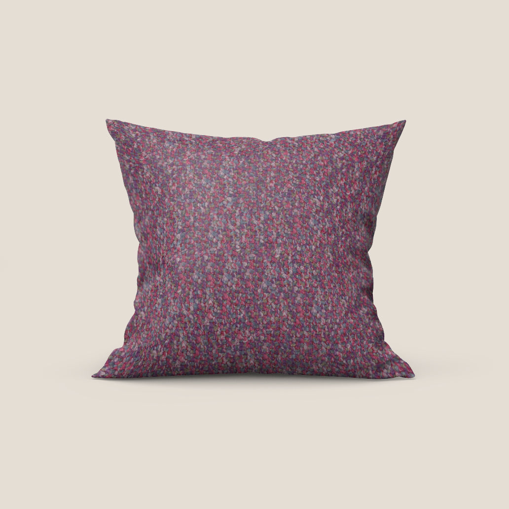 Sonic cuscino disponibile in diversi colori realizzato in pregiato bouclé smacchiabile T12 viola - divitt.sbs