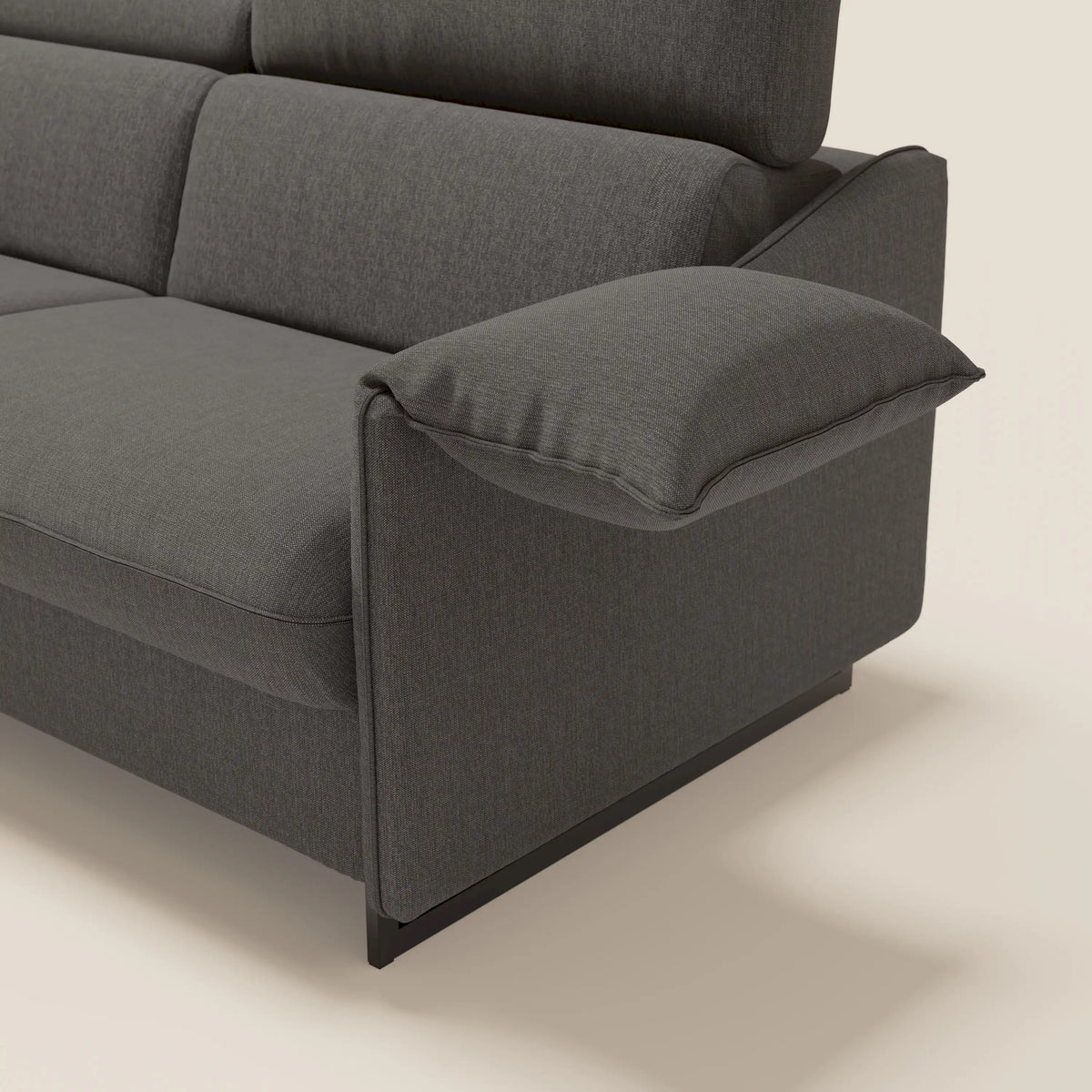 Violetta divano letto materasso H18 cm - poggiatesta reclinabili e braccioli mobili in tessuto impermeabile T13 - divitt.sbs