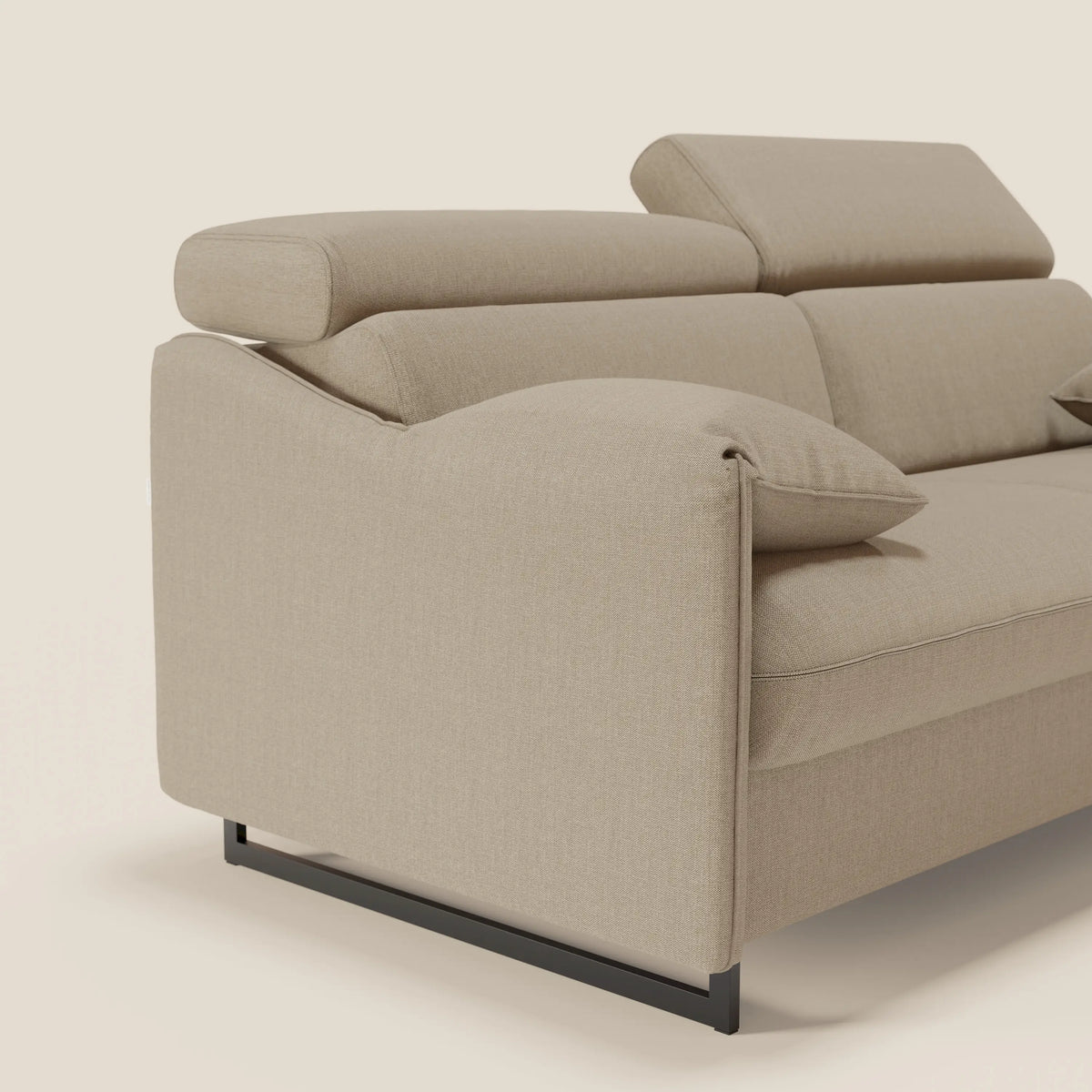Violetta divano letto materasso H18 cm - poggiatesta reclinabili e braccioli mobili in tessuto impermeabile T13 - divitt.sbs