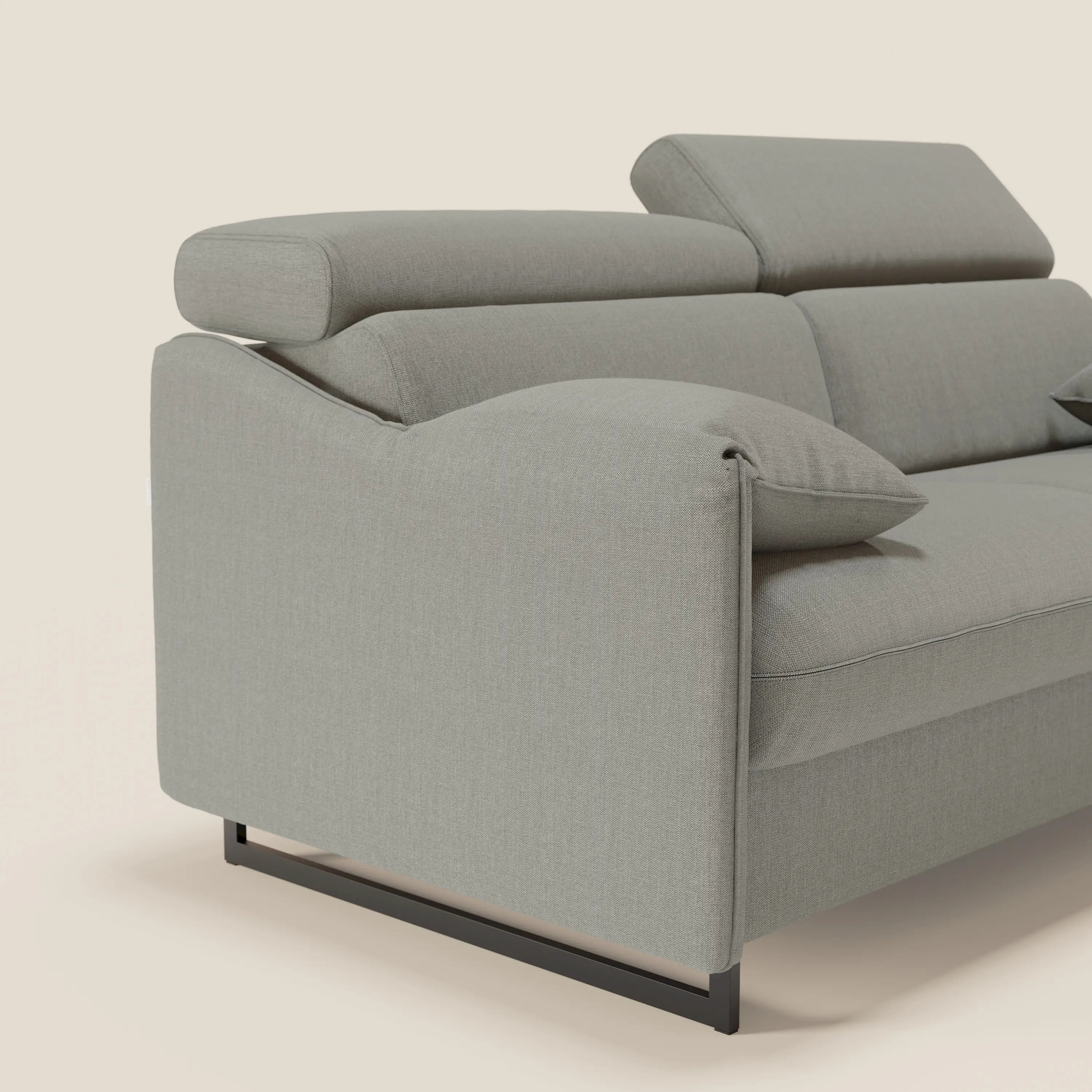 Violetta divano letto materasso H18 cm - poggiatesta reclinabili e braccioli mobili in tessuto impermeabile T13 - divitt.sbs