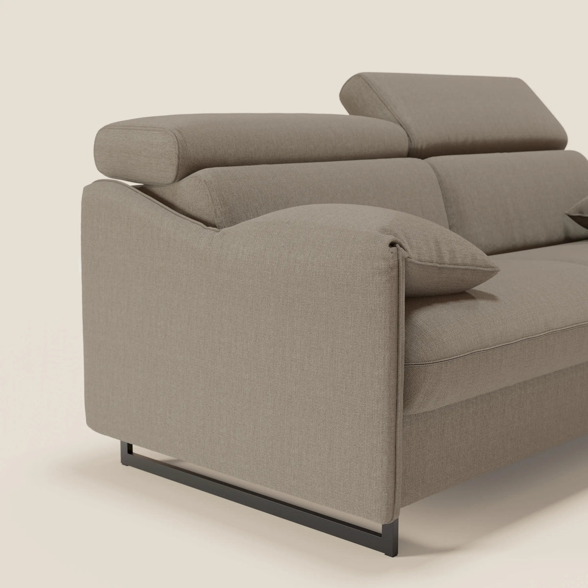 Violetta divano letto materasso H18 cm - poggiatesta reclinabili e braccioli mobili in tessuto impermeabile T13 - divitt.sbs