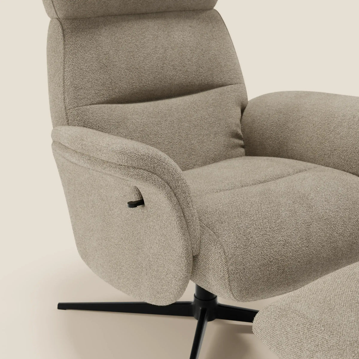 Lunor Poltrona relax reclinabile con pouf poggia-piedi in tessuto bouclé impermeabile T07 - divitt.sbs