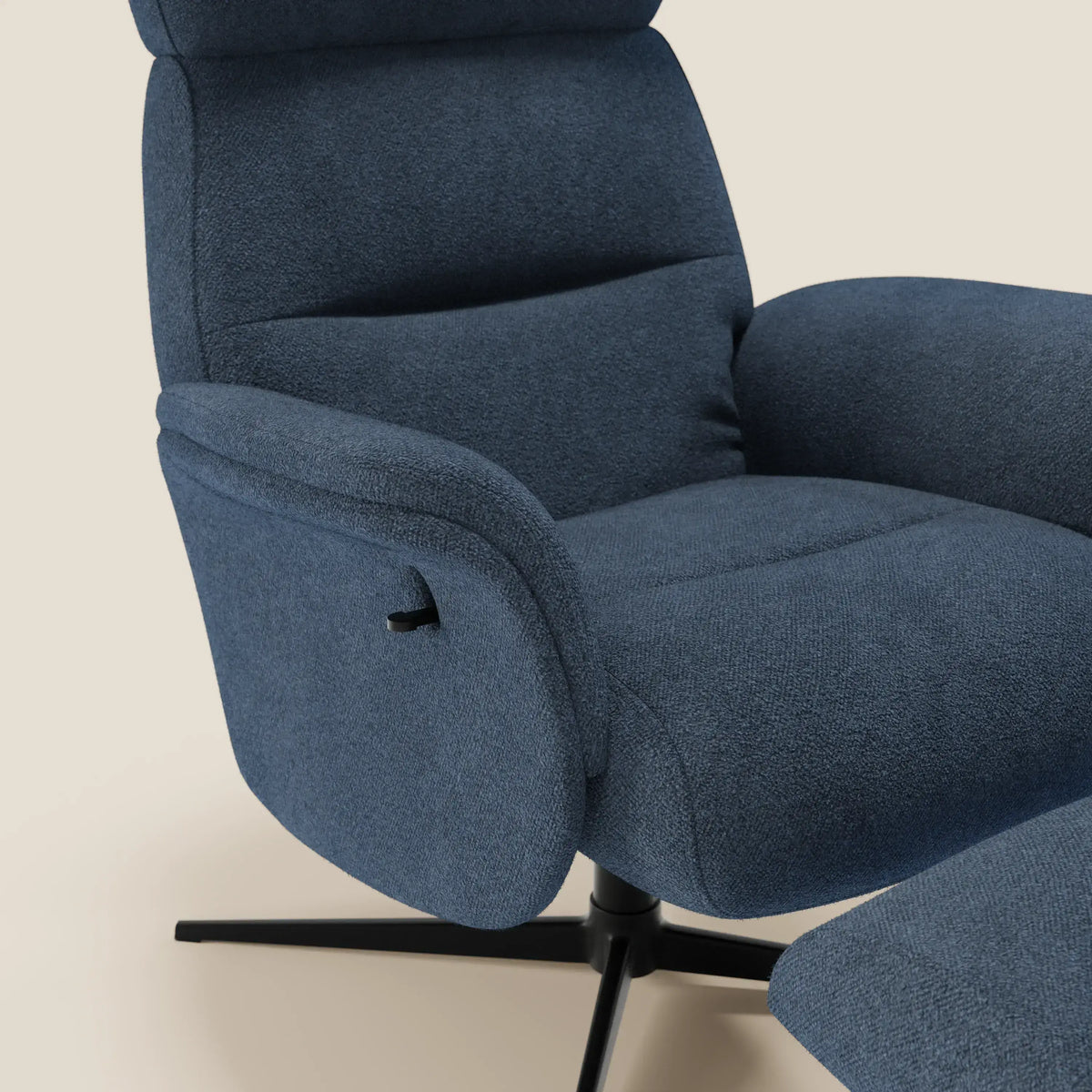 Lunor Poltrona relax reclinabile con pouf poggia-piedi in tessuto bouclé impermeabile T07 - divitt.sbs