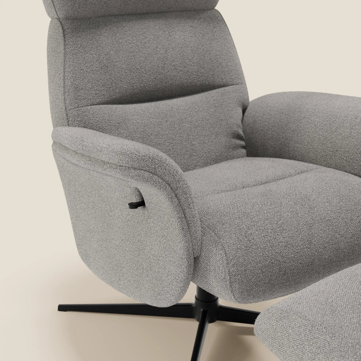 Lunor Poltrona relax reclinabile con pouf poggia-piedi in tessuto bouclé impermeabile T07 - divitt.sbs