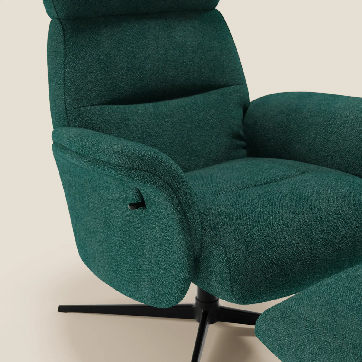 Lunor Poltrona relax reclinabile con pouf poggia-piedi in tessuto bouclé impermeabile T07 - divitt.sbs