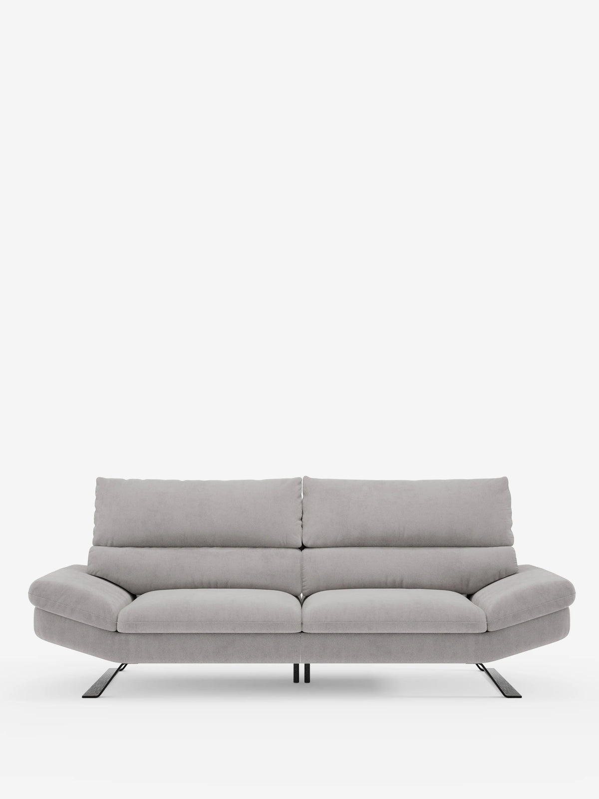 Un divano Eclipse dal design moderno di divitt.sbs in grigio chiaro, dotato di due cuscini di seduta, uno schienale imbottito con schienali traslanti per un comfort personalizzato e modulabile, e gambe in metallo nero dall’angolazione accentuata. Il divano è realizzato in elegante microfibra T11 resistente alle macchie e presenta morbidi braccioli arrotondati e una silhouette contemporanea dal profilo basso su uno sfondo bianco a tinta unita. Disponibile nella versione a 2 o 3 posti.