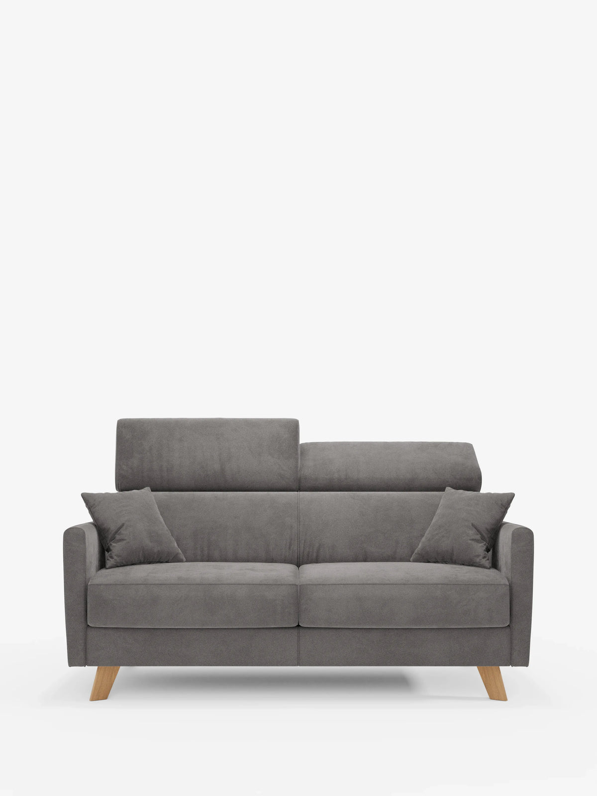 Un divano letto Francy dal design contemporaneo con poggiatesta regolabili di divitt.sbs, rivestito in elegante tessuto grigio T30 resistente alle macchie, spicca su uno sfondo bianco a tinta unita. Il divano è dotato di due cuscini di seduta, due poggiatesta regolabili che fungono da schienali e include due cuscini decorativi grigi coordinati alle estremità, per un look elegante e versatile.