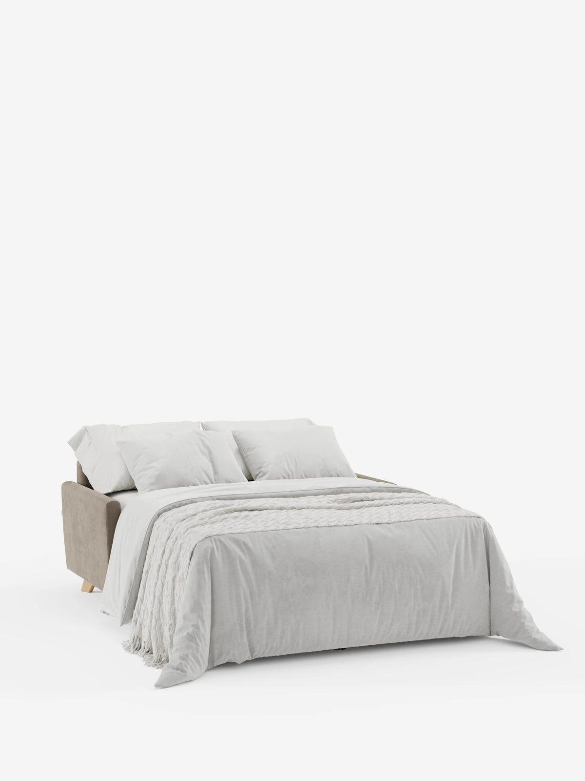 Un divano letto Francy grigio chiaro con poggiatesta regolabili di divitt.sbs, 100% sfoderabile e rivestito in elegante tessuto T30 resistente alle macchie, è aperto con lenzuola ben rifatte, un morbido piumino e due cuscini su uno sfondo bianco a tinta unita.