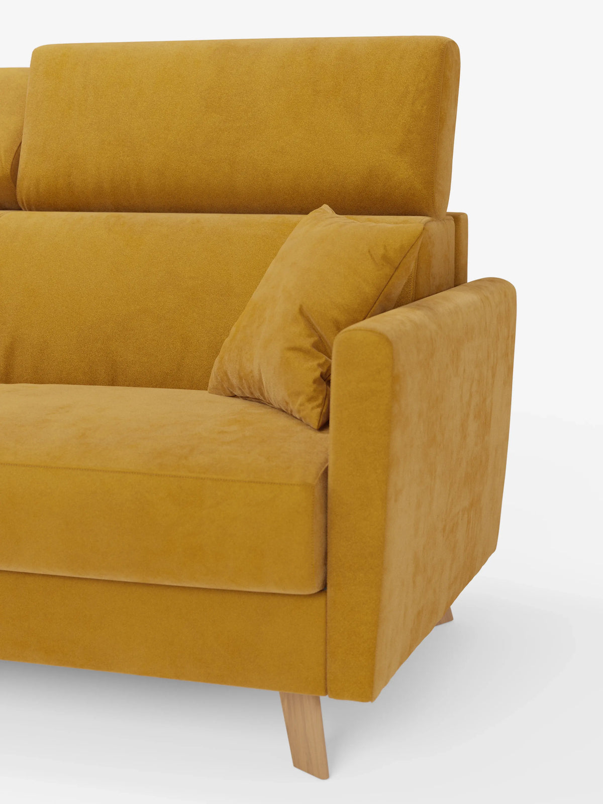 Un divano letto Francy di colore giallo senape con poggiatesta regolabili di divitt.sbs, rivestito in elegante tessuto T30 resistente alle macchie e completamente sfoderabile, si distingue per il suo design moderno caratterizzato da un unico cuscino di seduta, un cuscino coordinato e gambe angolate in legno. Su uno sfondo bianco a tinta unita sono visibili solo il lato destro e il bracciolo.