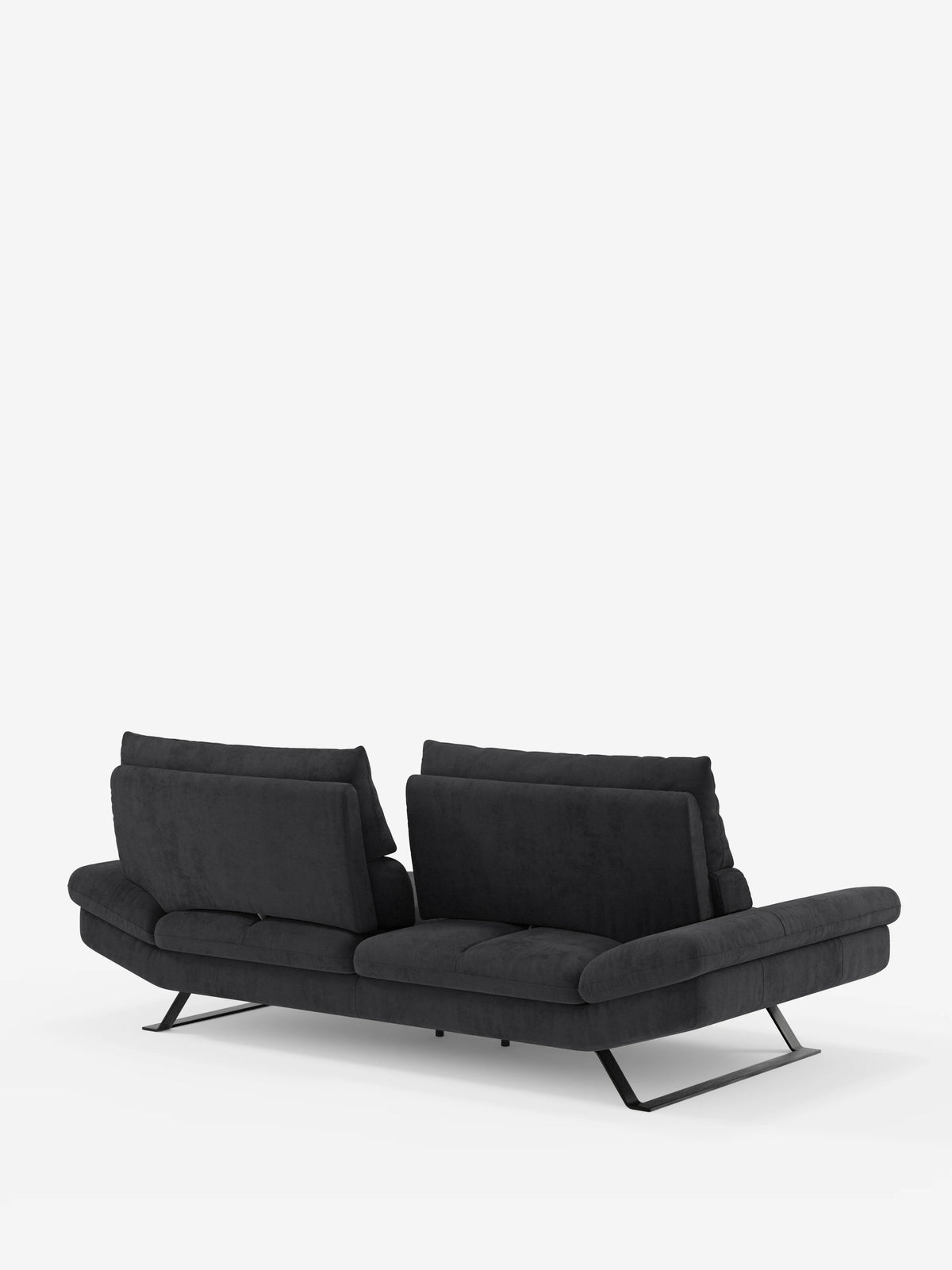 Vi presentiamo Eclipse di divitt.sbs: un divano contemporaneo realizzato in elegante microfibra T11 di facile pulizia, caratterizzato da schienali traslanti e gambe in metallo dall’inclinazione accentuata. Ripreso di retro da una leggera angolazione su uno sfondo bianco, questo divano moderno offre un design minimalista con cuscini morbidi e arrotondati per un comfort personalizzabile. Disponibile nelle versioni a 2 e 3 posti.