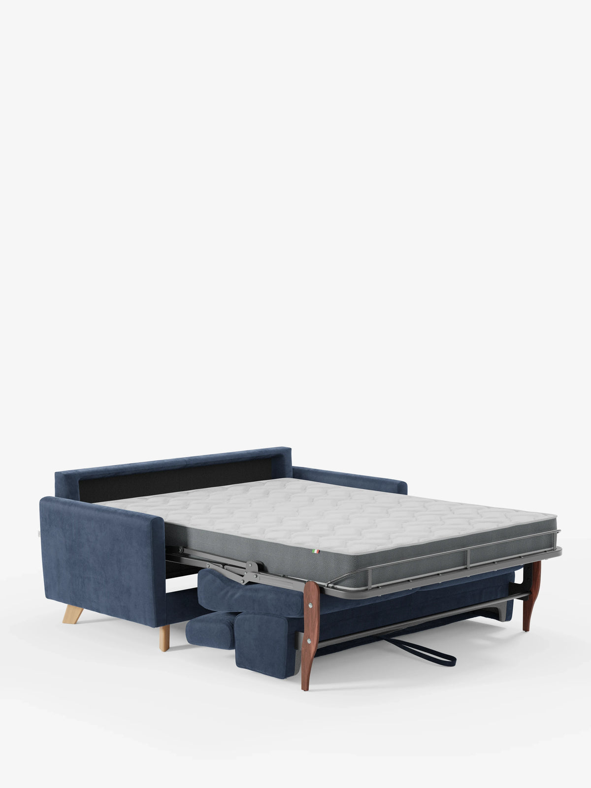 Un divano letto Francy blu con poggiatesta regolabili di divitt.sbs è esposto in posizione aperta, con il materasso grigio chiaro completamente esteso. Questo divano a due posti presenta braccioli dritti, gambe in legno e uno schienale basso con poggiatesta regolabili. La struttura del letto a scomparsa e il materasso sono interamente visibili, mettendo in evidenza la pratica funzione trasformabile di questo divano con rivestimento sfoderabile al 100%, realizzato in elegante tessuto T30 resistente alle