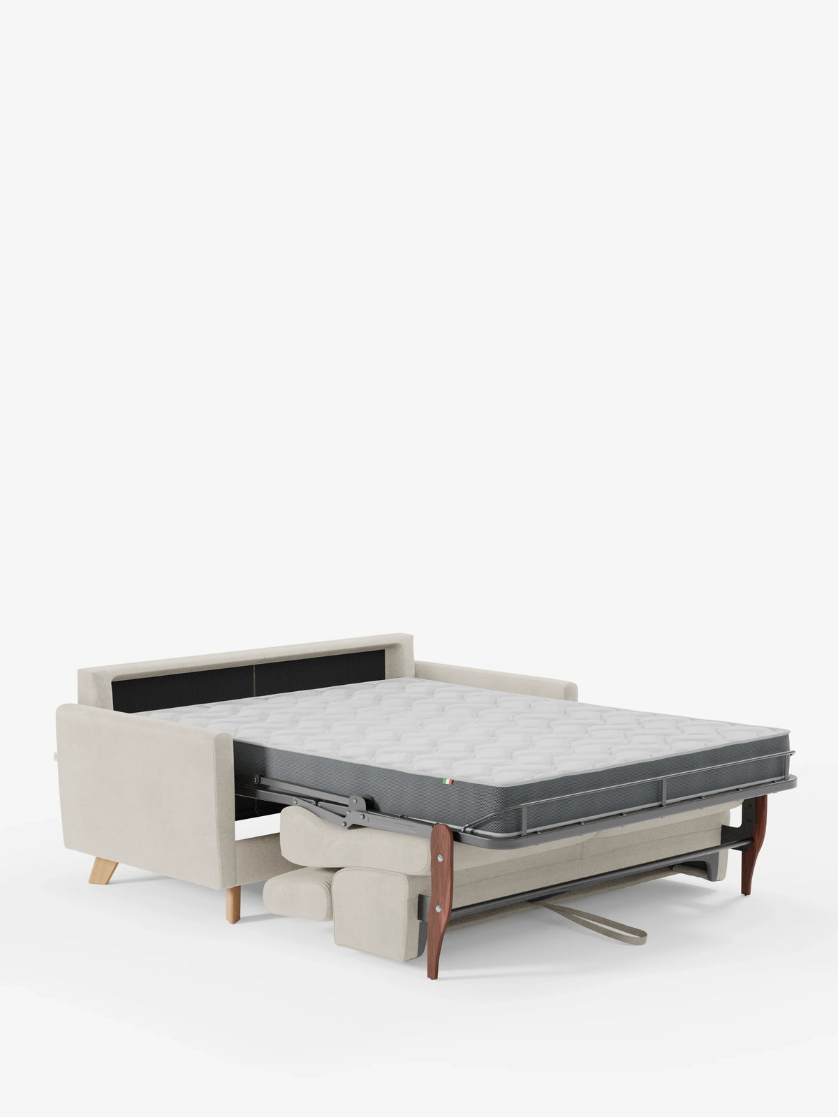 Un divano letto Francy color beige chiaro con poggiatesta regolabili di divitt.sbs, caratterizzato da gambe in legno, viene aperto per mettere in risalto il materasso grigio con superficie trapuntata che si estende dal divano. Lo sfondo è bianco a tinta unita.
