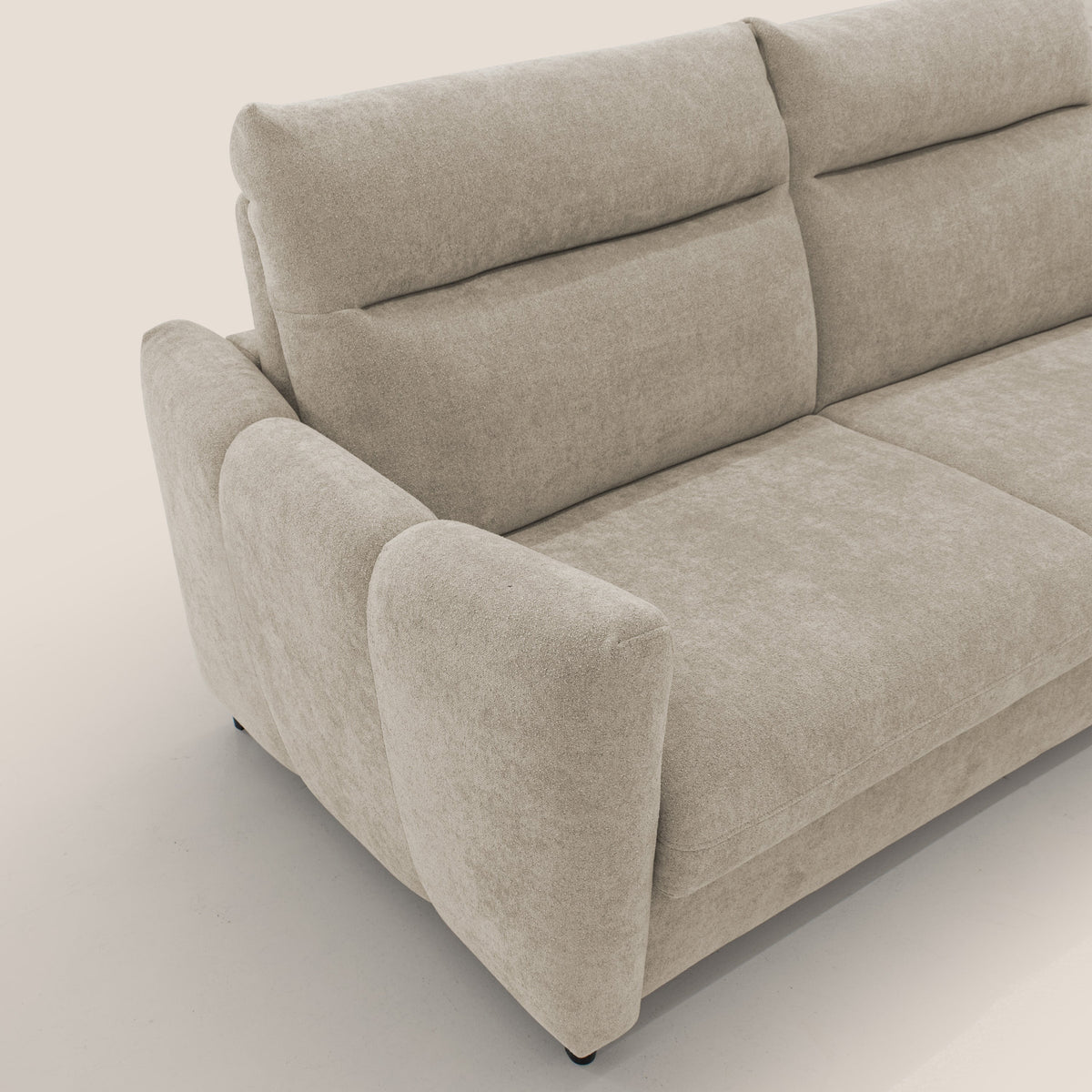 Peonia divano letto scandinavo con materasso H18 cm e morbido e alto schienale in tessuto Bouclé impermeabile T07 beige - divitt.sbs