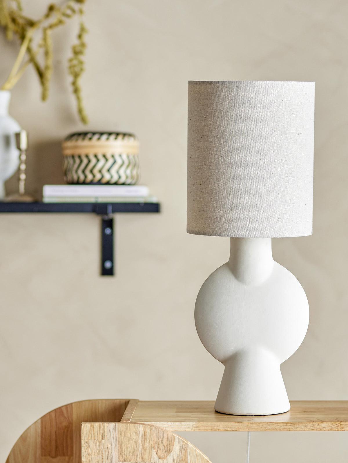 Sergio lampada da tavolo con base in gres Stoneware Bianco e paralume in lino - divitt.sbs