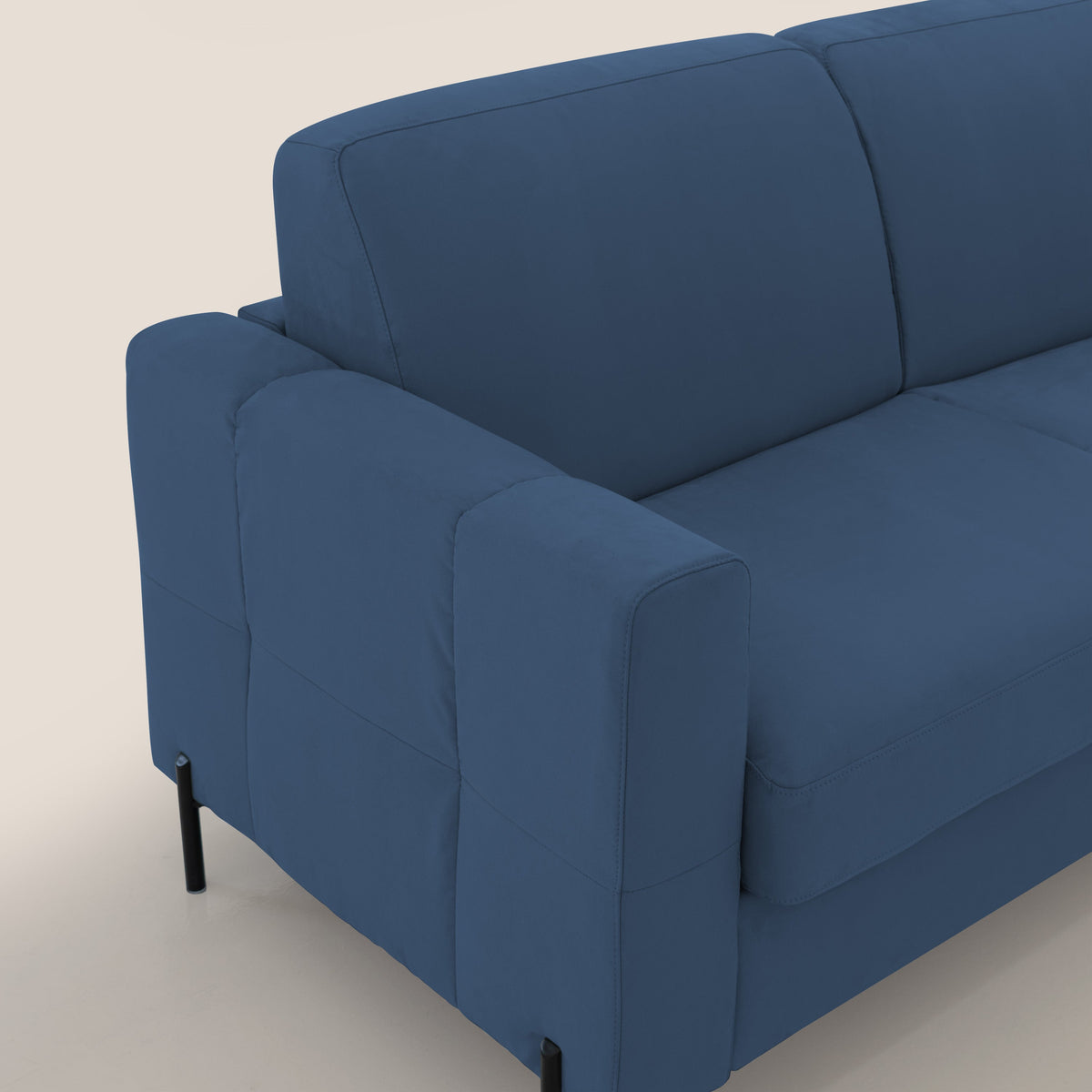 Ortensia divano letto materasso H18 cm con piedi alti in elegante microfibra smacchiabile T11 blu - divitt.sbs
