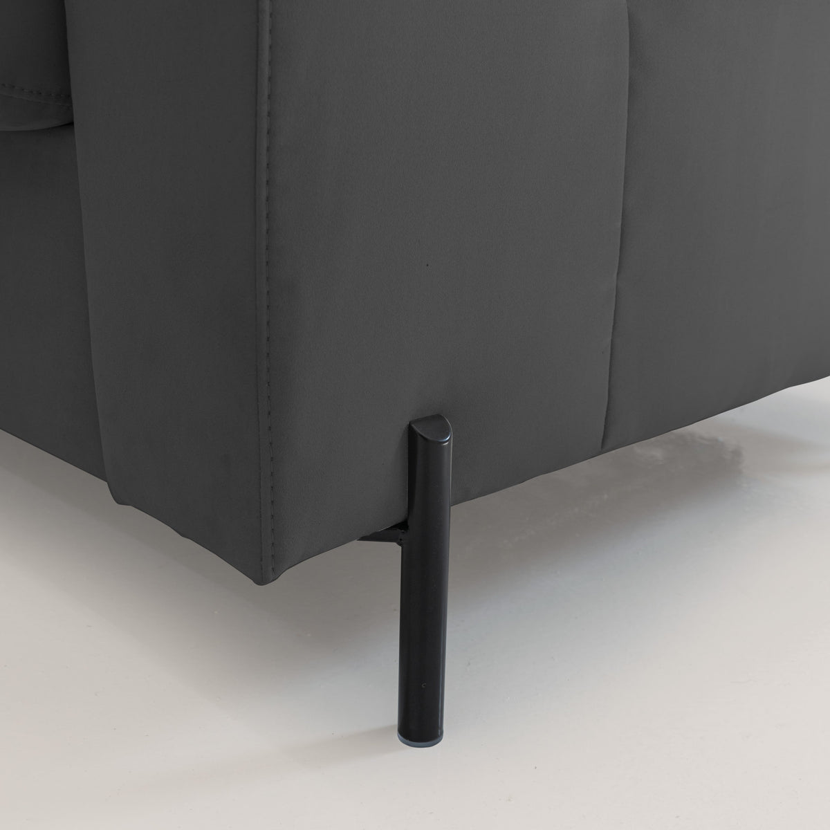 Ortensia divano letto materasso H18 cm con piedi alti in elegante microfibra smacchiabile T11 nero - divitt.sbs