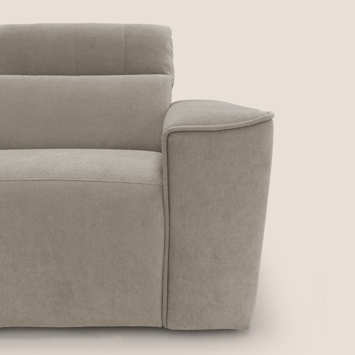 Clark Divano angolare con opzione relax elettrico in tessuto smacchiabile impermeabile T17 beige - divitt.sbs