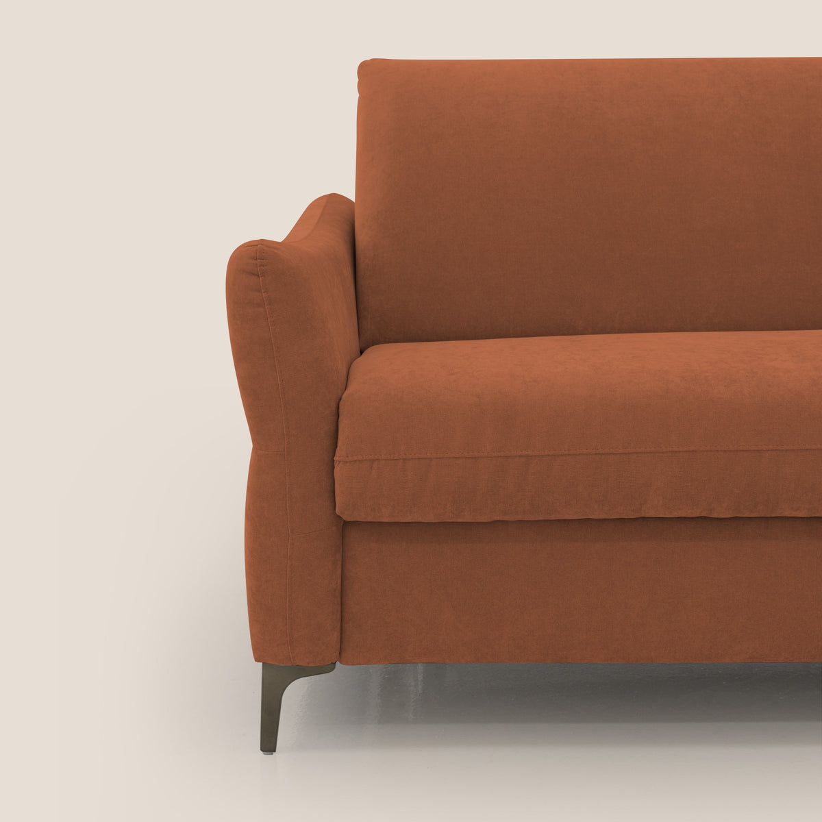 Dalia divano letto con materasso H18 cm e piedi alti in raffinato tessuto smacchiabile T17 arancio - divitt.sbs